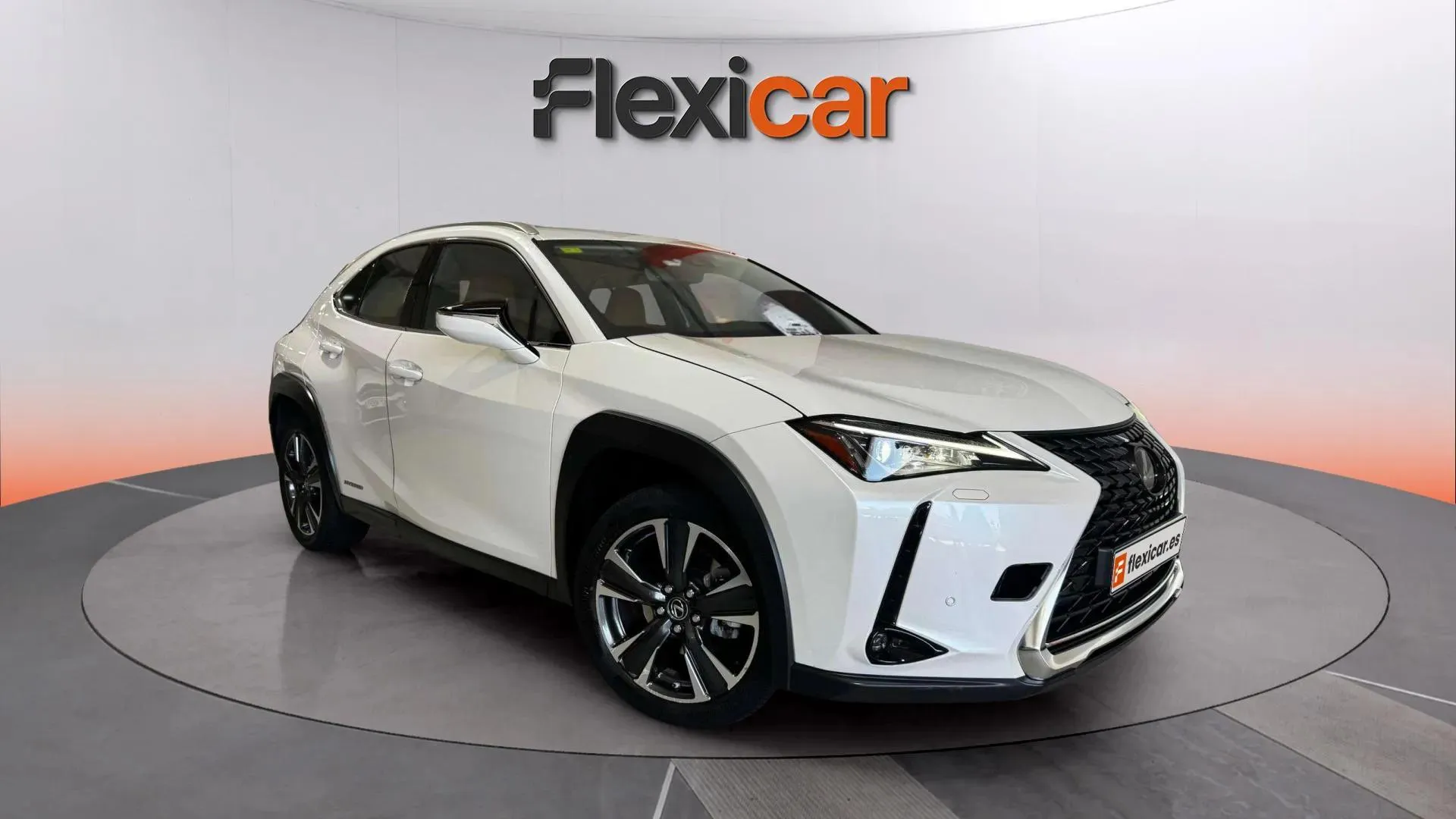 Lexus UX 2.0 250h Business - foto 2