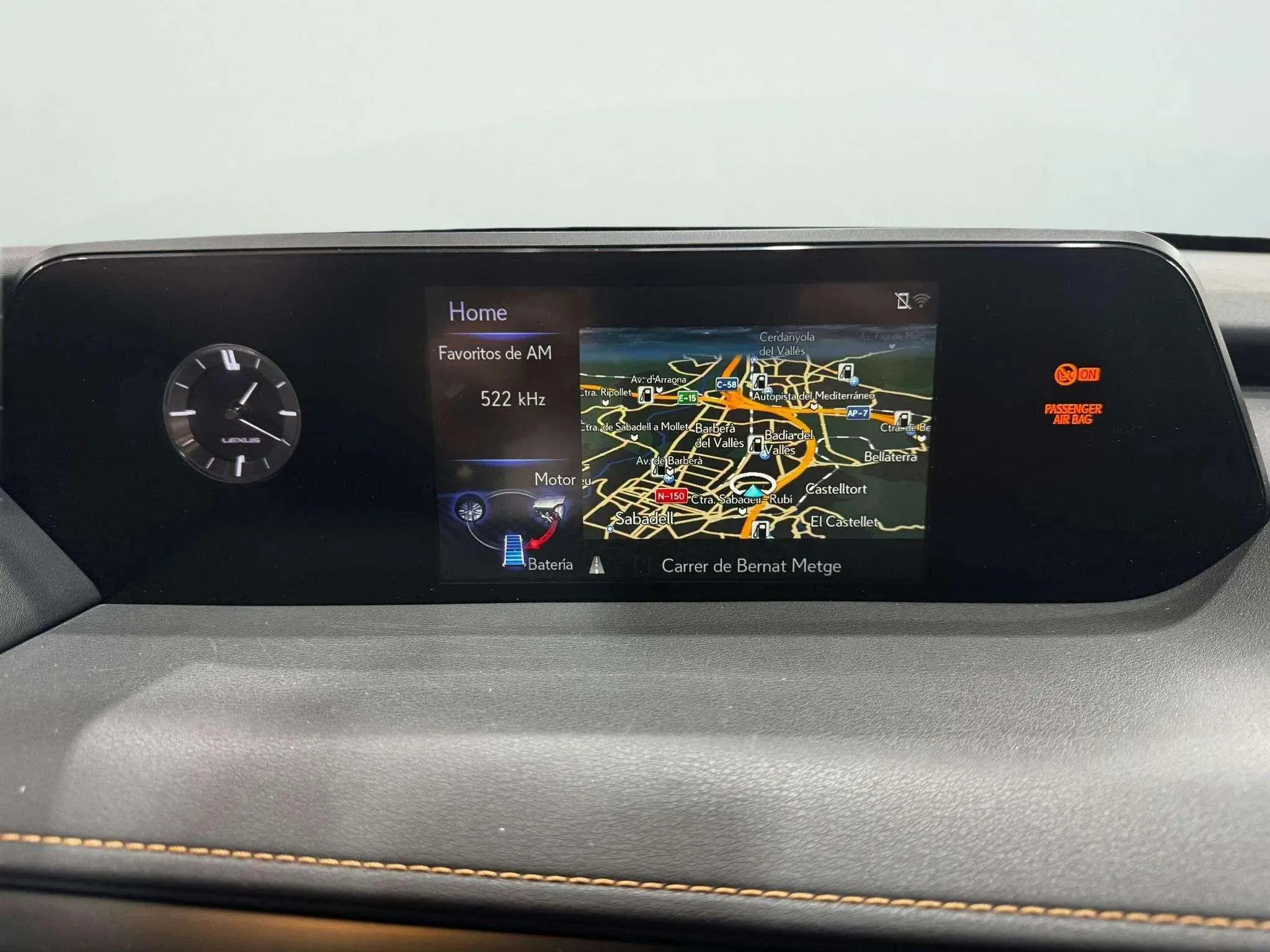 Lexus UX 2.0 250h Business - foto 16