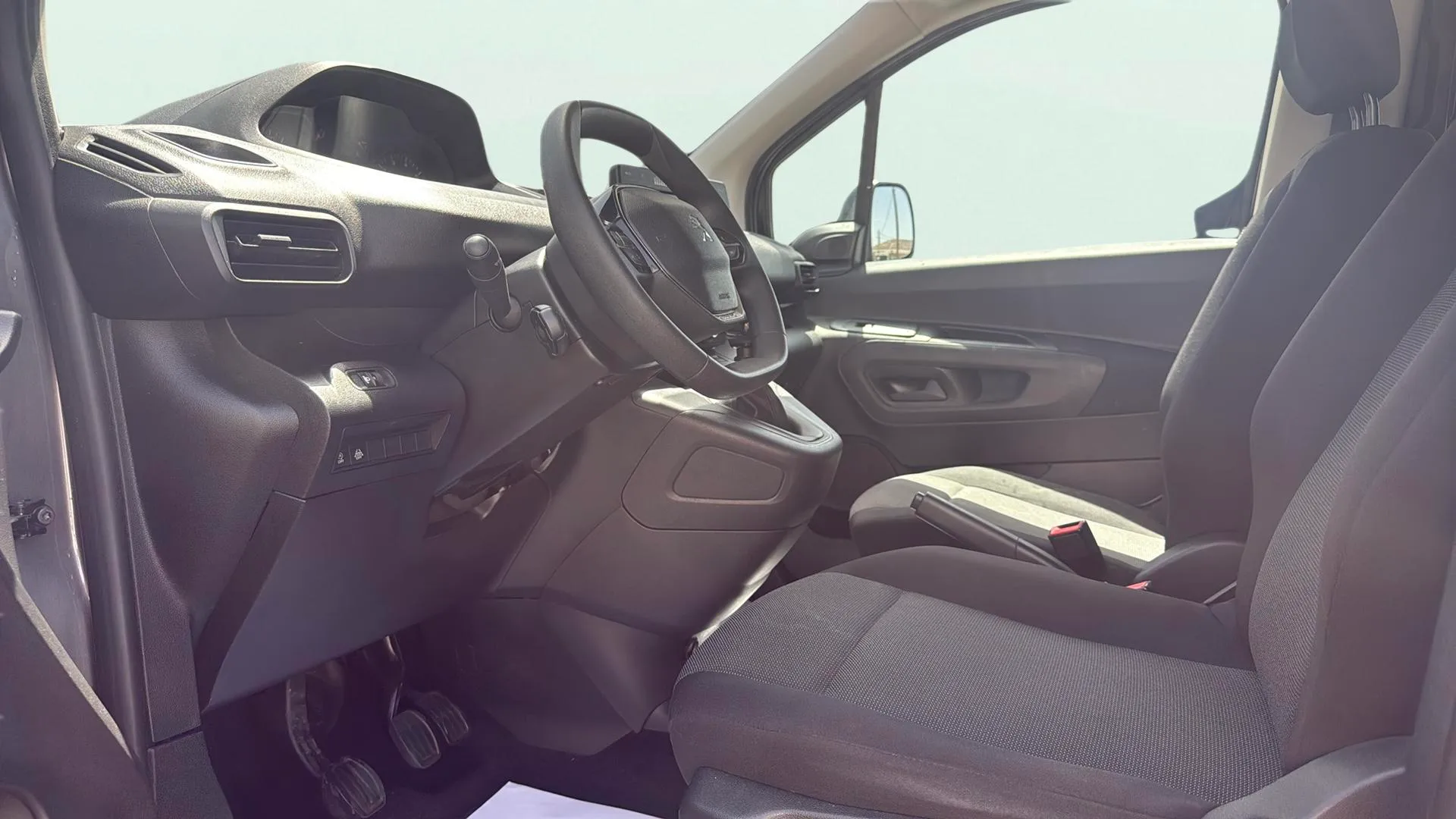 Peugeot Rifter Allure BlueHDi 100 - foto 10