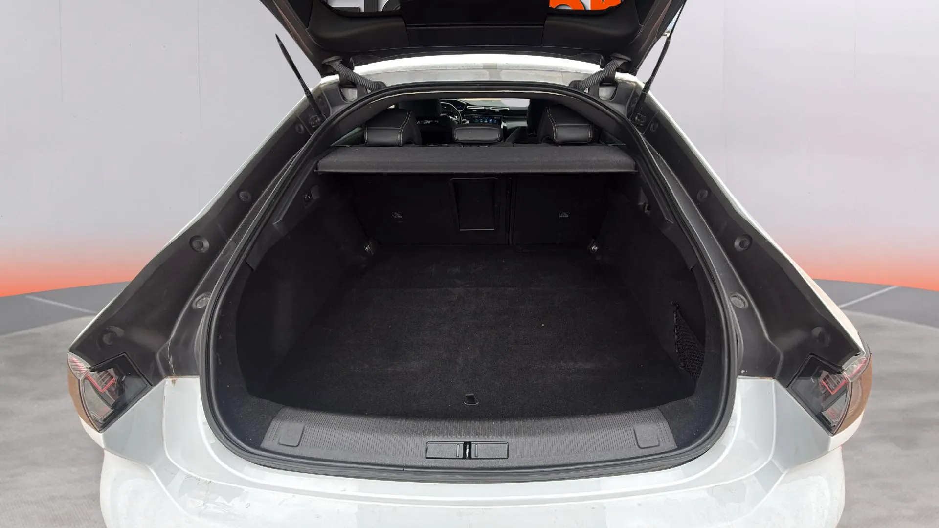 Peugeot 508 Allure PureTech 130 EAT8 - foto 15