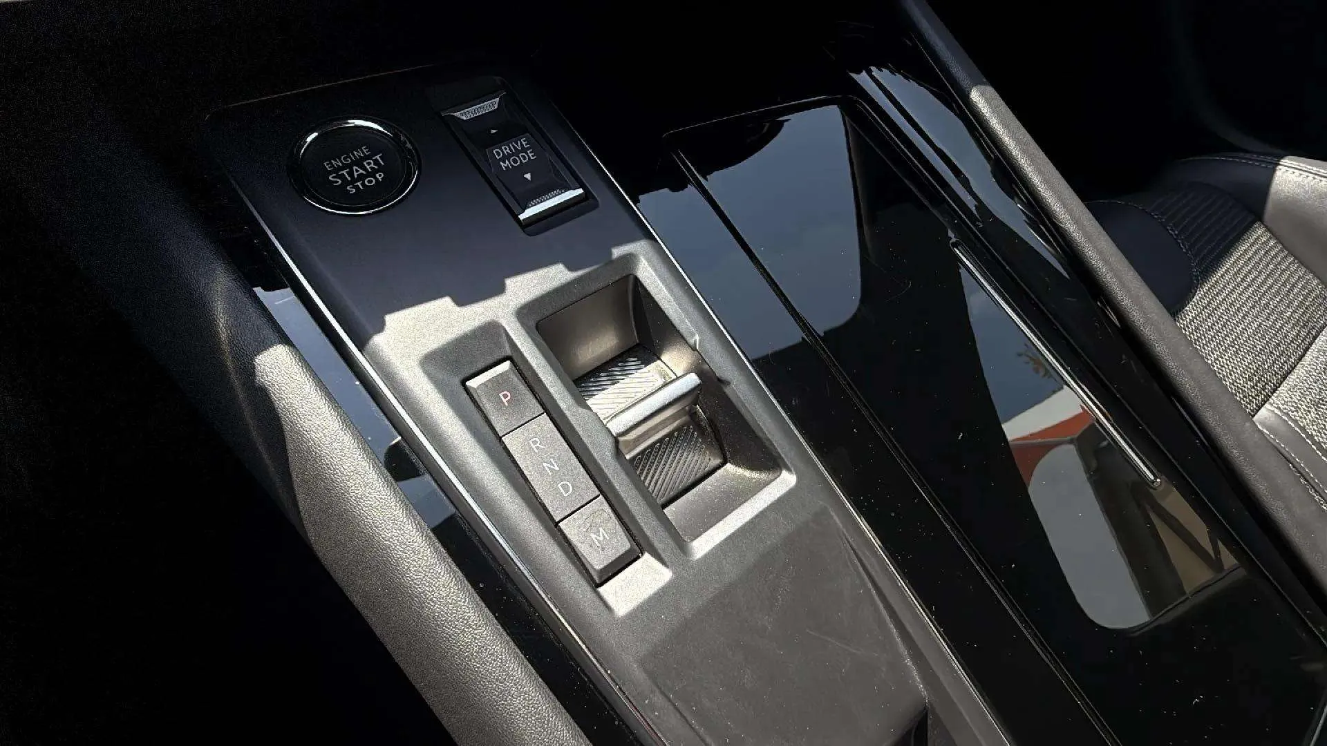Peugeot 508 Allure PureTech 130 EAT8 - foto 30