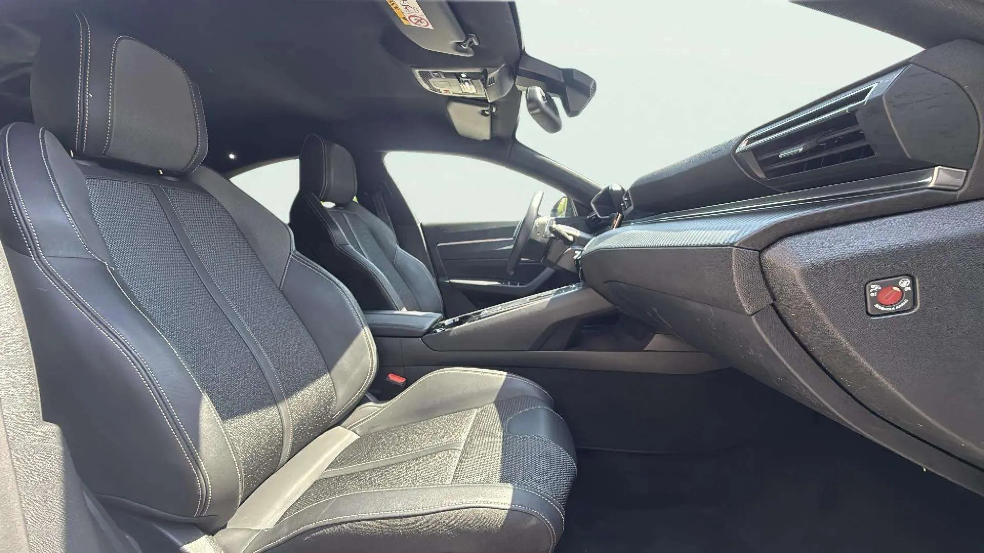Peugeot 508 Allure PureTech 130 EAT8 - foto 10