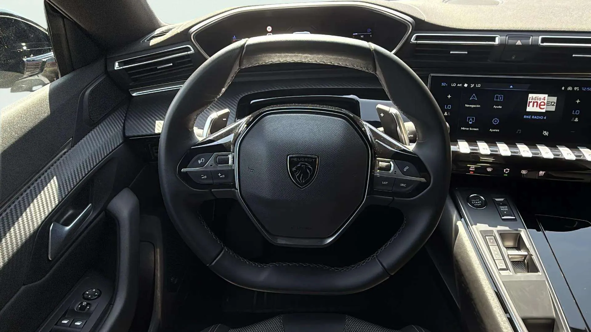 Peugeot 508 Allure PureTech 130 EAT8 - foto 12