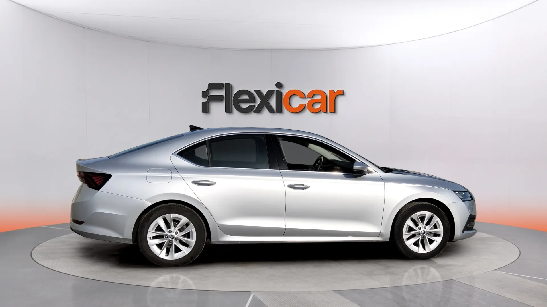 Škoda Octavia 1.0 TSI DSG mHEV Selection - foto 2