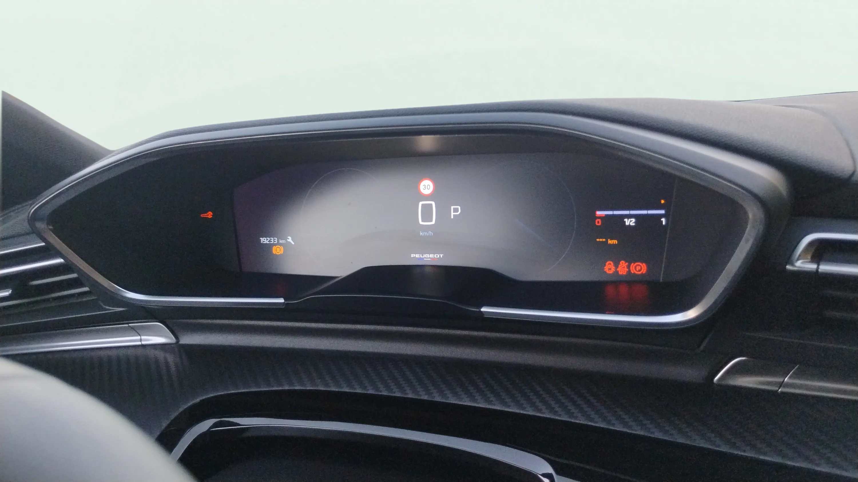 Peugeot 508 Allure PureTech 130 EAT8 - foto 12