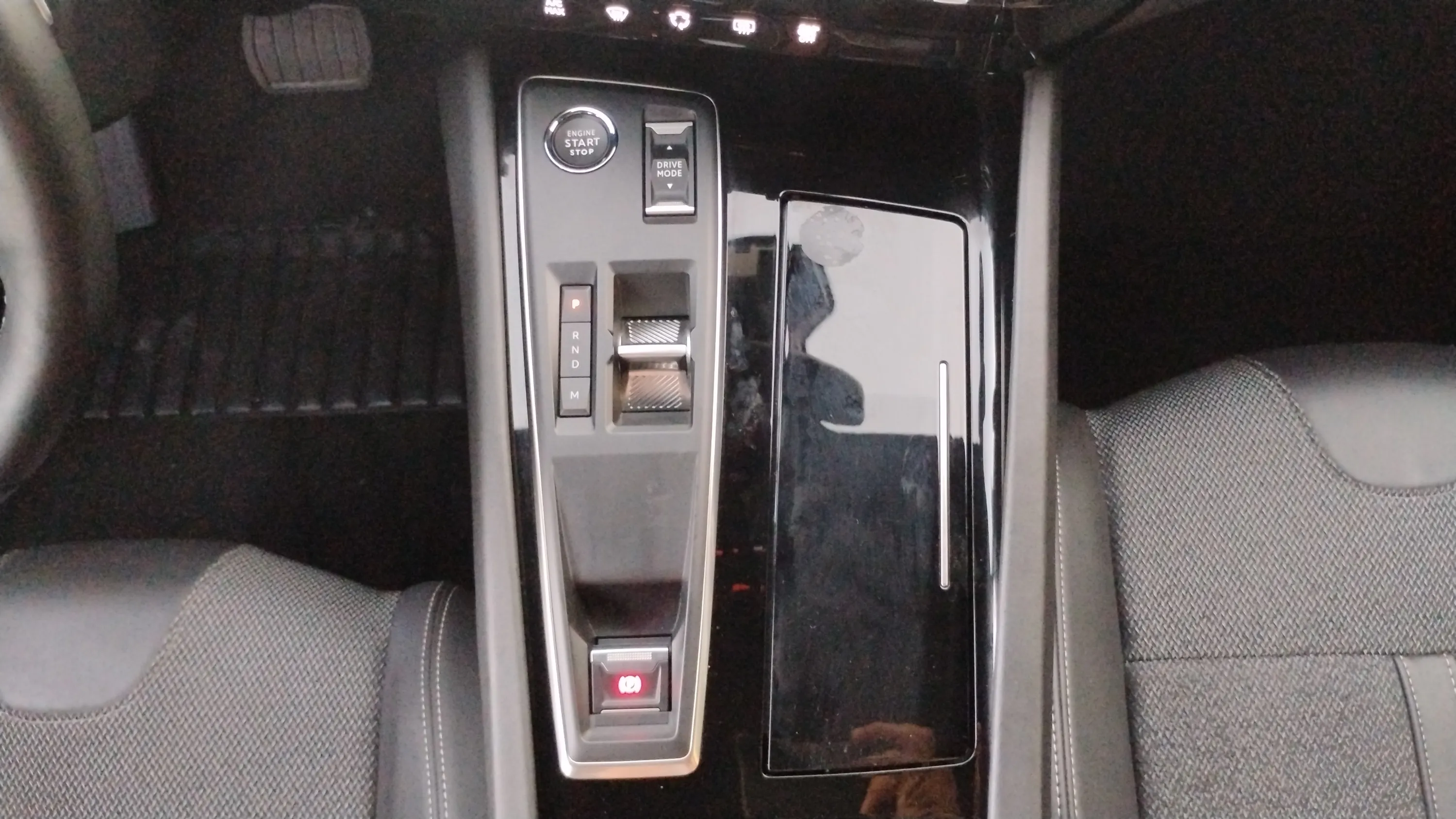 Peugeot 508 Allure PureTech 130 EAT8 - foto 14
