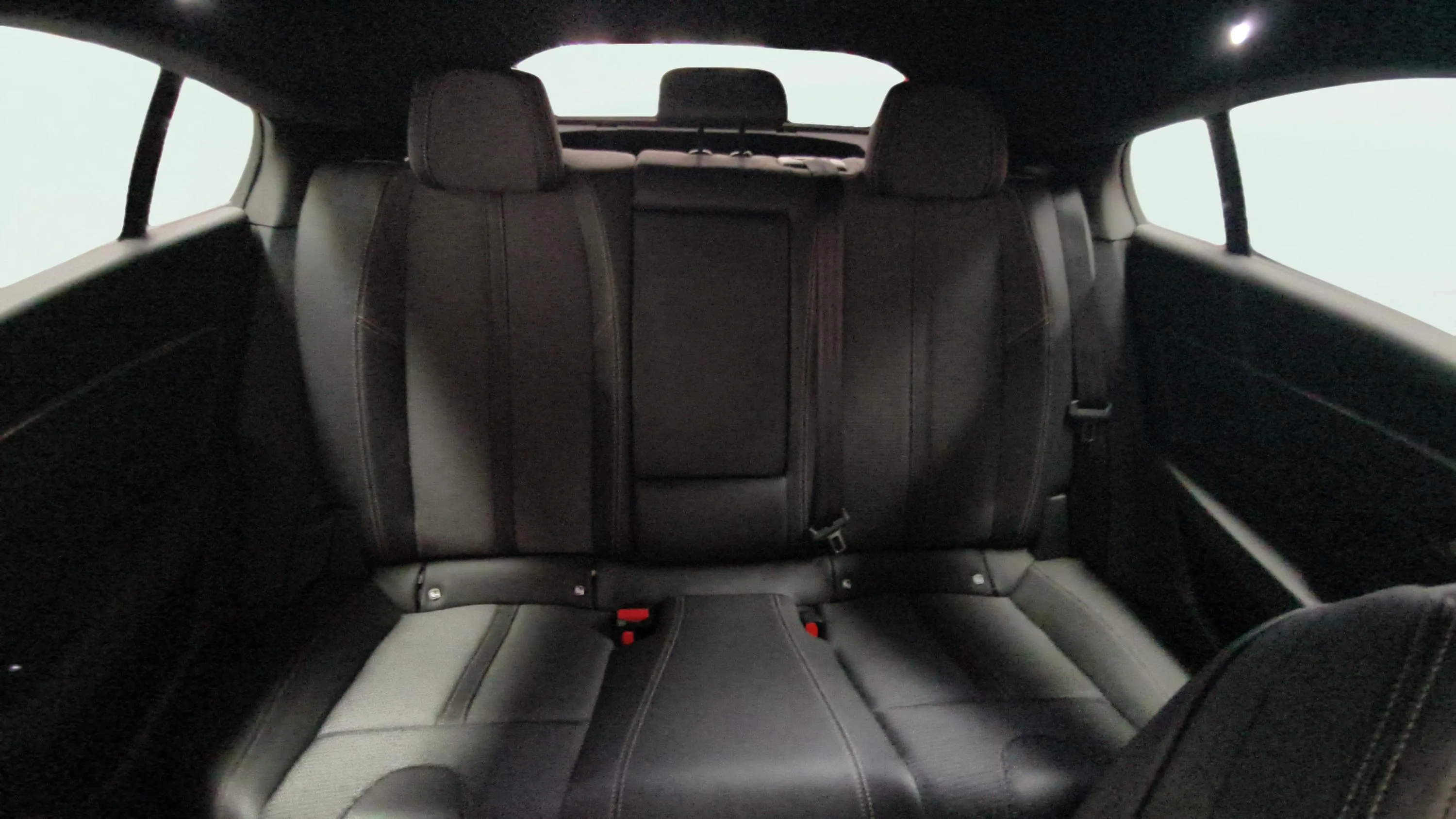 Peugeot 508 Allure PureTech 130 EAT8 - foto 14