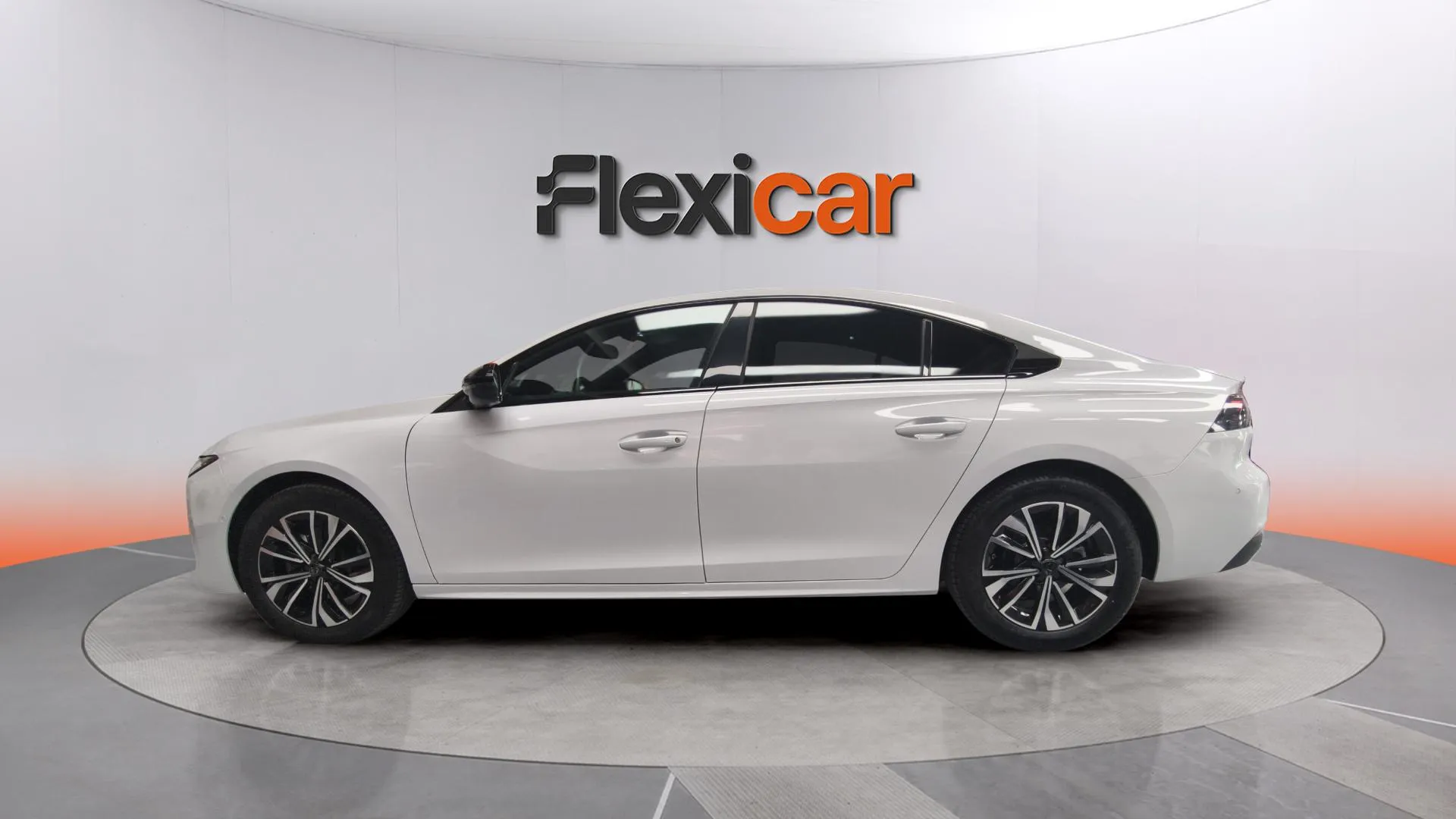 Peugeot 508 Allure PureTech 130 EAT8 - foto 6