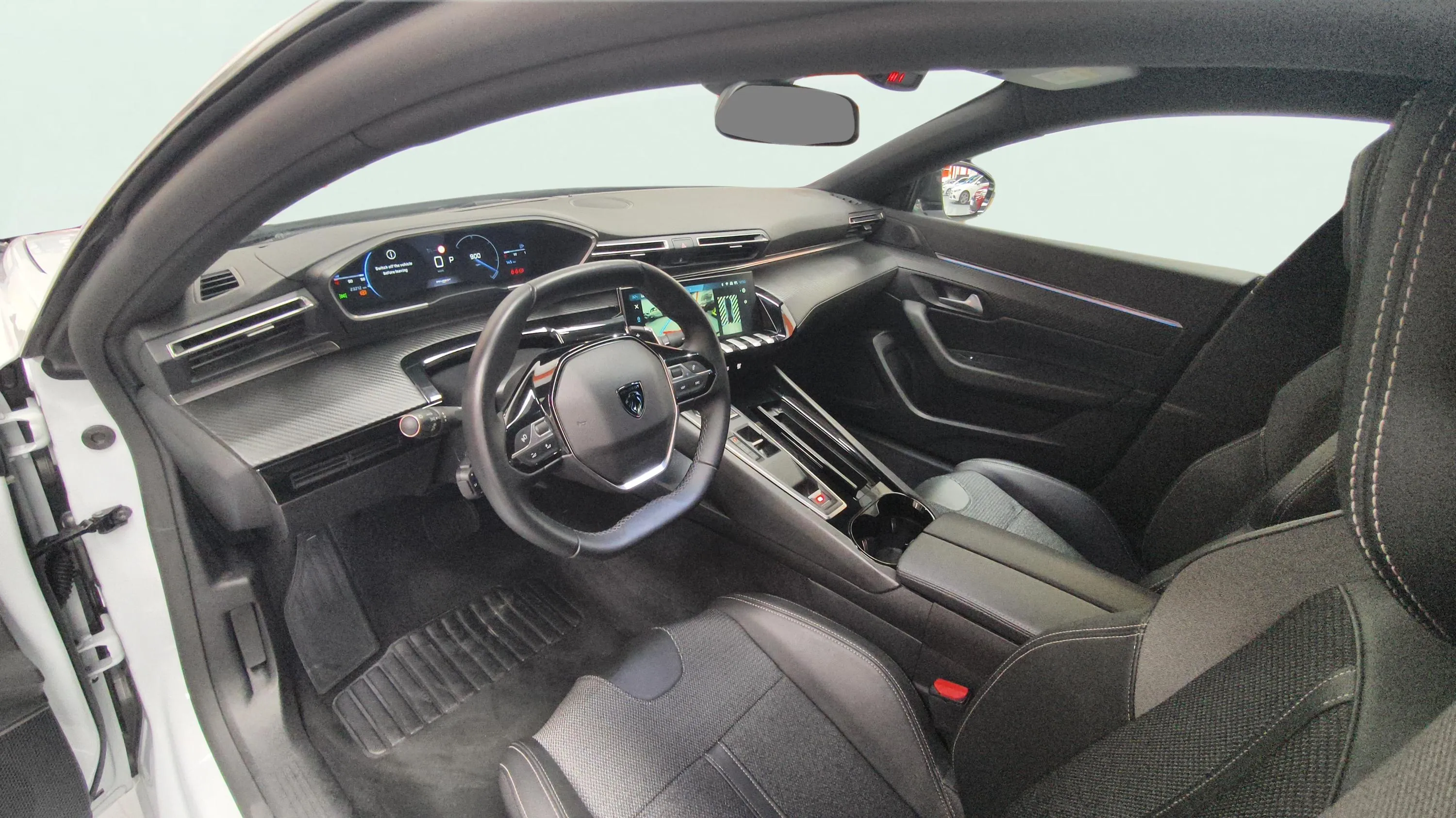 Peugeot 508 Allure PureTech 130 EAT8 - foto 8