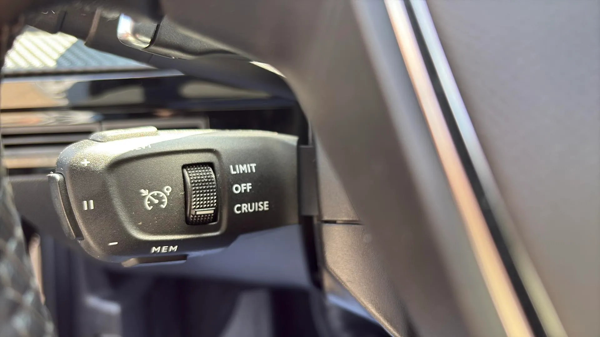 Peugeot 508 Allure PureTech 130 EAT8 - foto 11