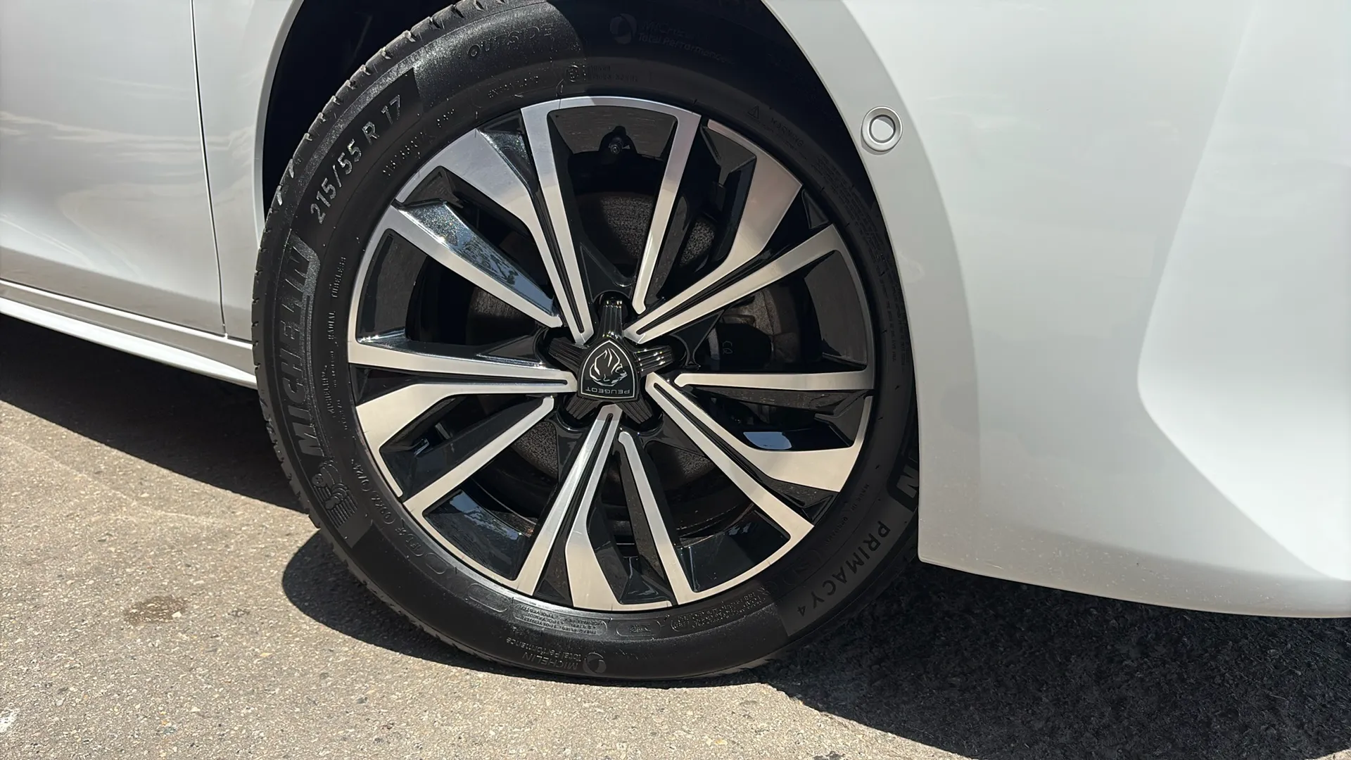 Peugeot 508 Allure PureTech 130 EAT8 - foto 19
