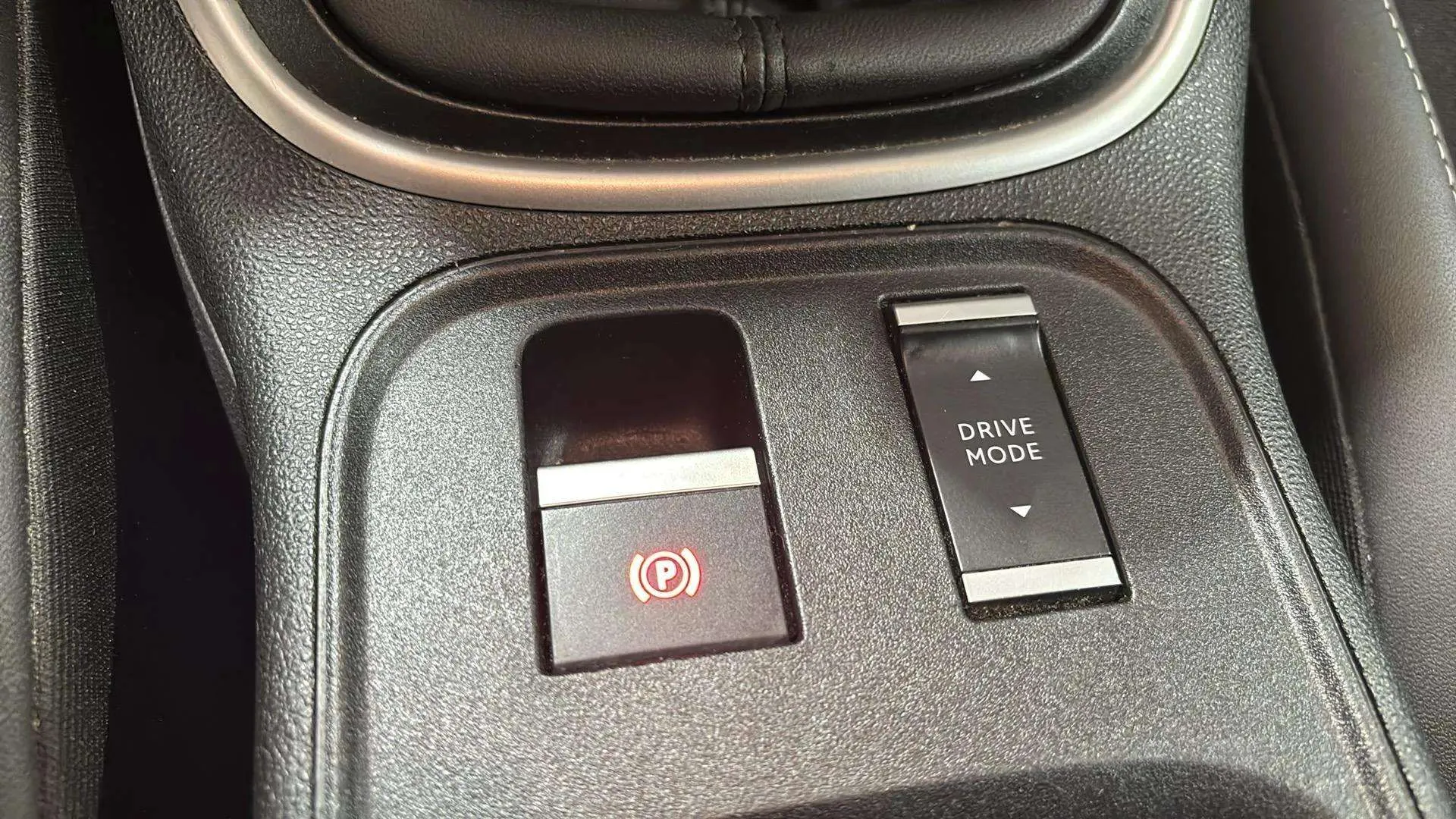 Jeep Avenger 1.2 G Altitude - foto 17