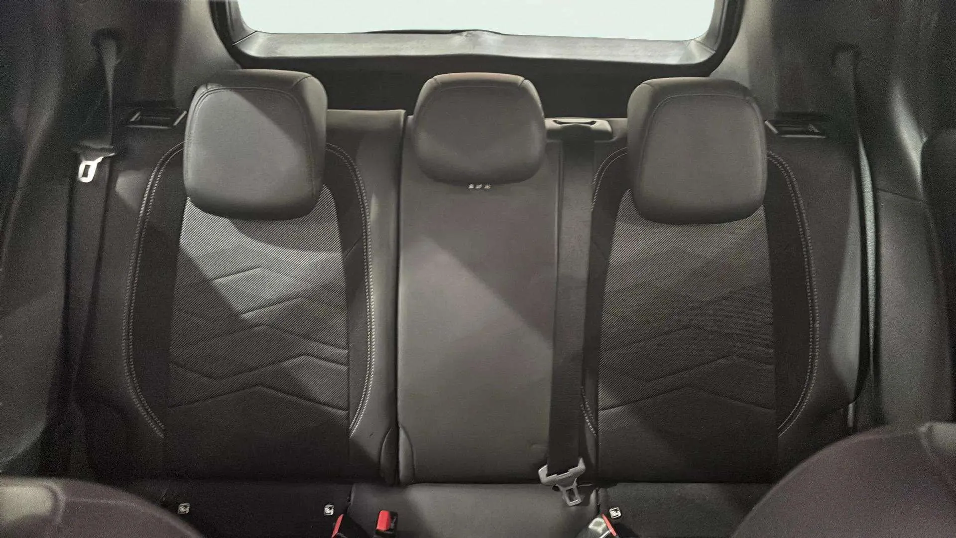 Jeep Avenger 1.2 G Altitude - foto 25