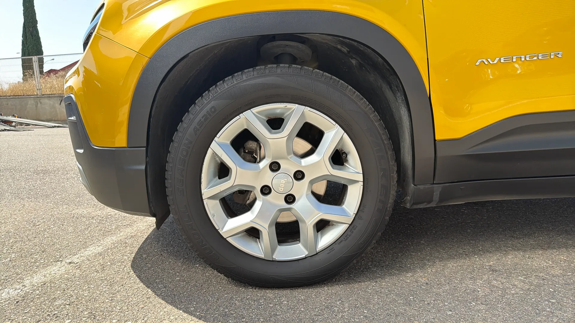 Jeep Avenger 1.2 G Altitude - foto 22