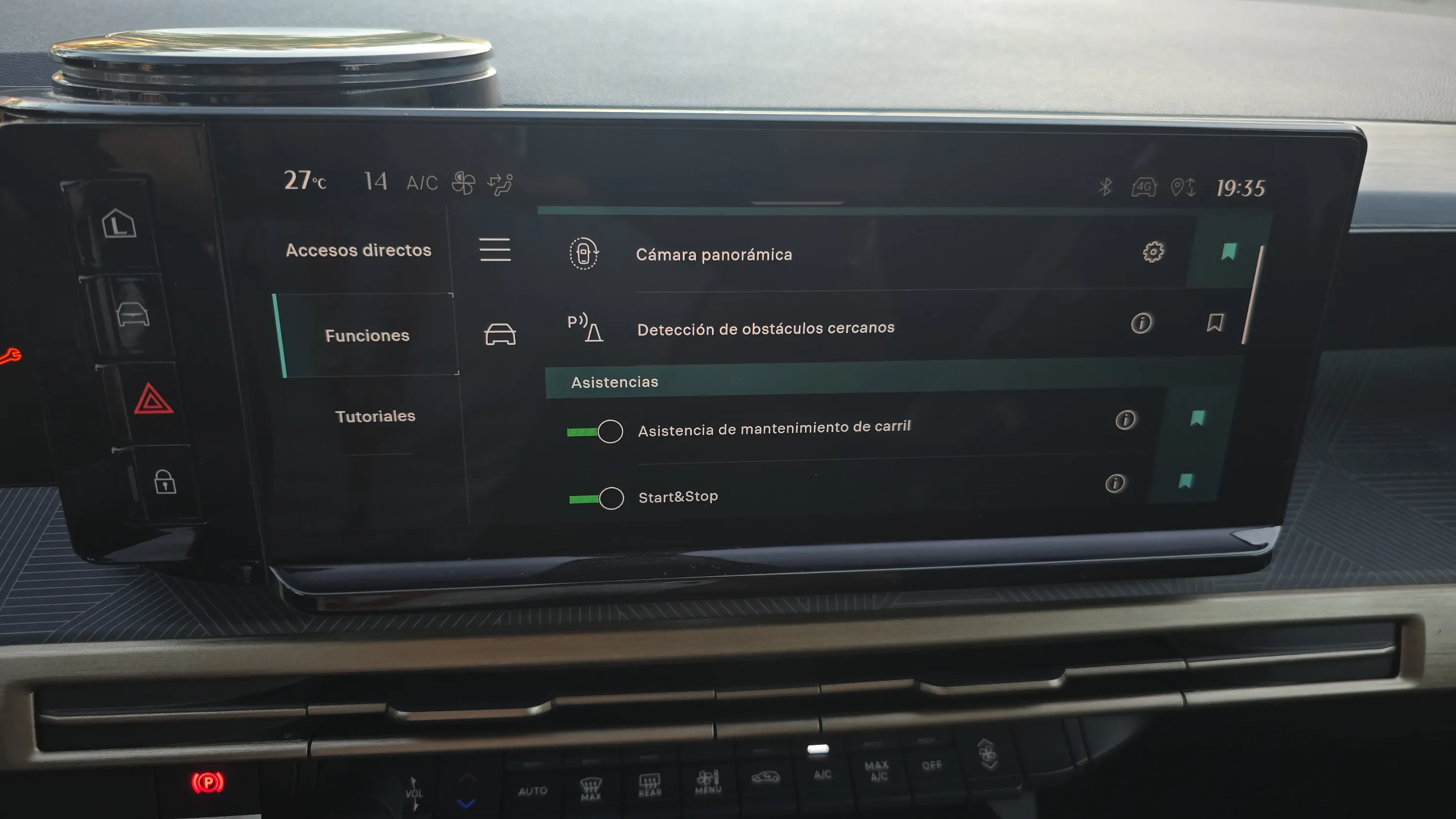 Lancia Ypsilon LX Hybrid - foto 30