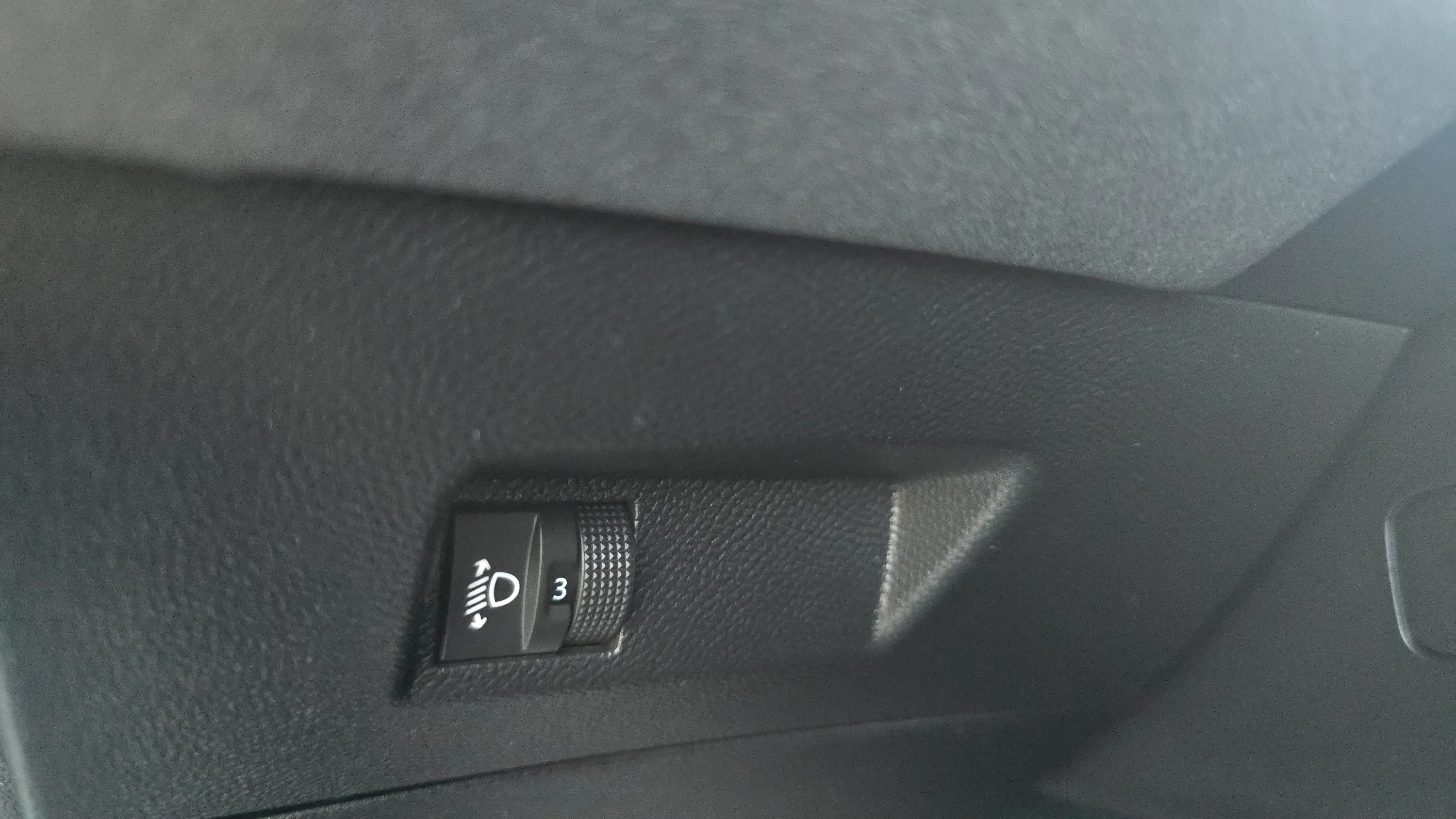 Lancia Ypsilon LX Hybrid - foto 21