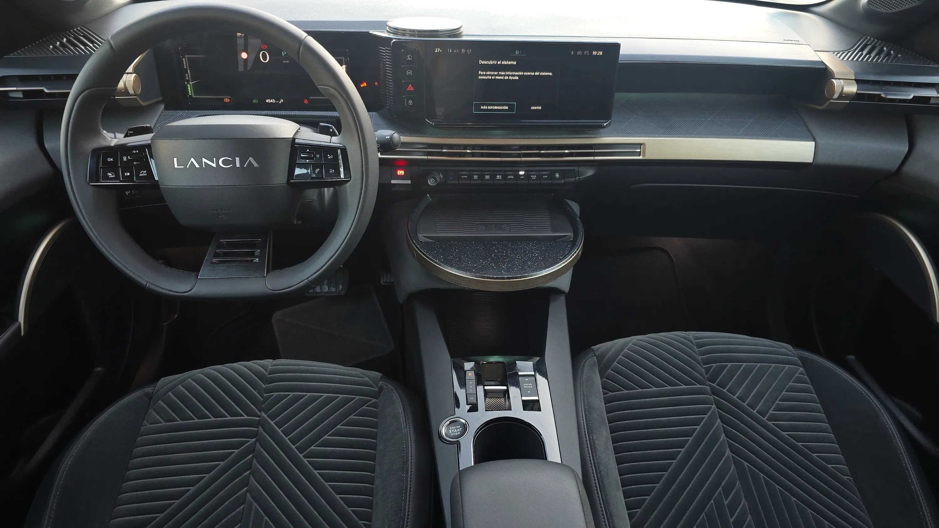 Lancia Ypsilon LX Hybrid - foto 9