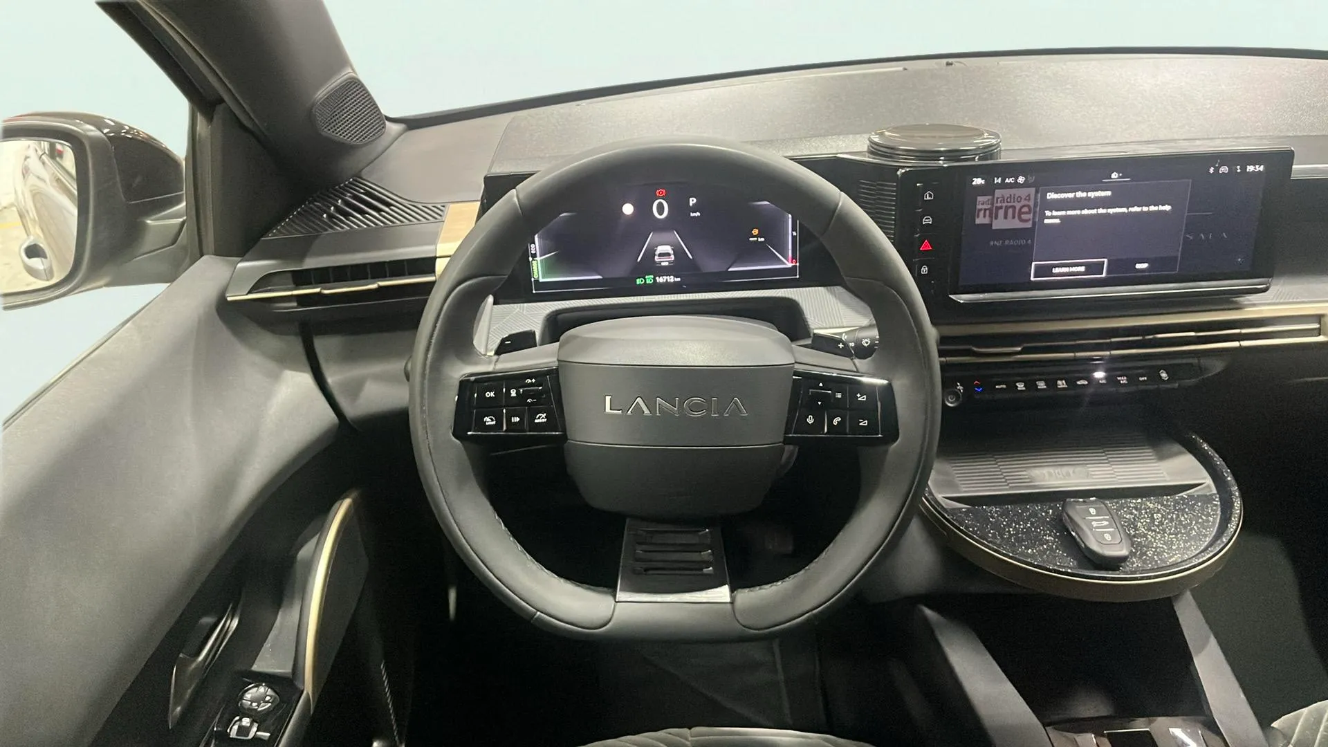 Lancia Ypsilon Hybrid - foto 16
