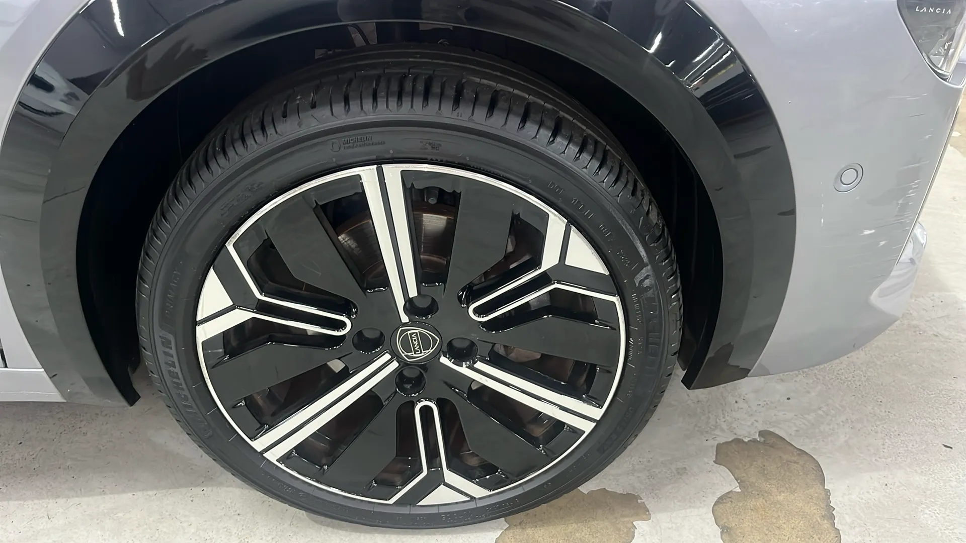 Lancia Ypsilon Hybrid - foto 21
