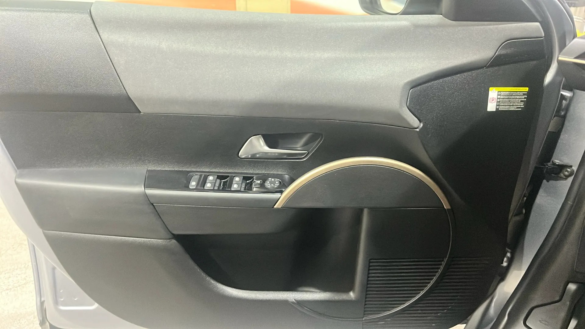 Lancia Ypsilon Hybrid - foto 15