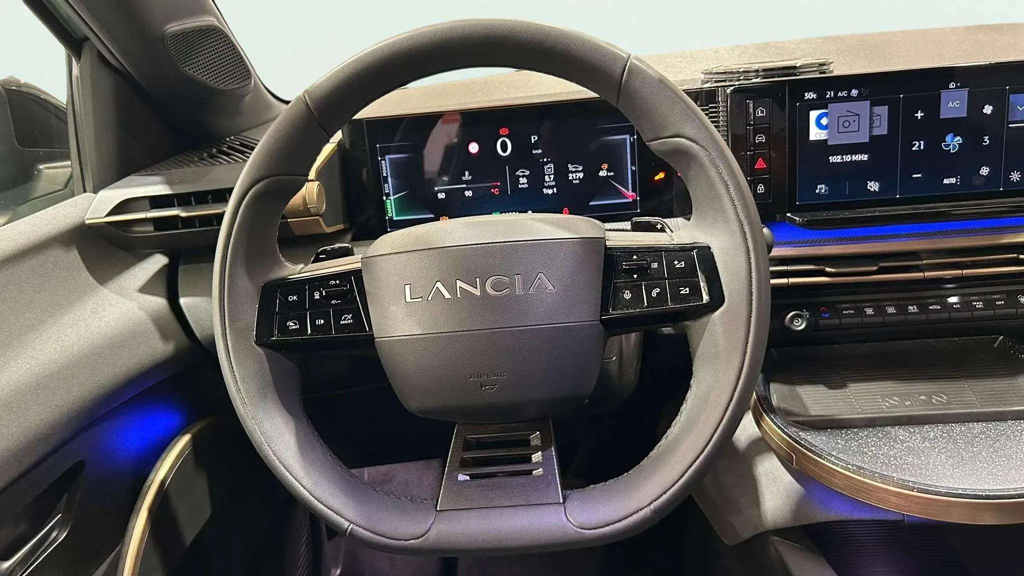 Lancia Ypsilon Hybrid - foto 11