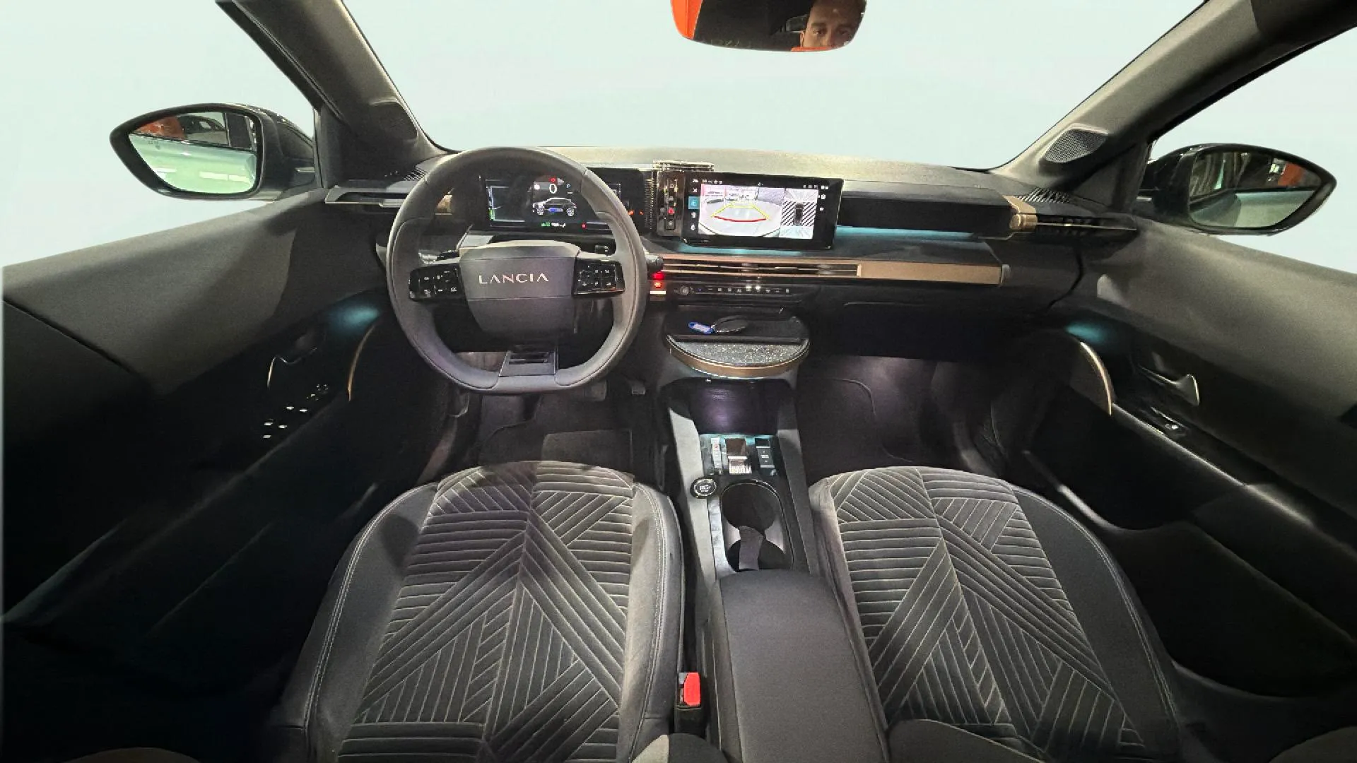 Lancia Ypsilon Hybrid - foto 9
