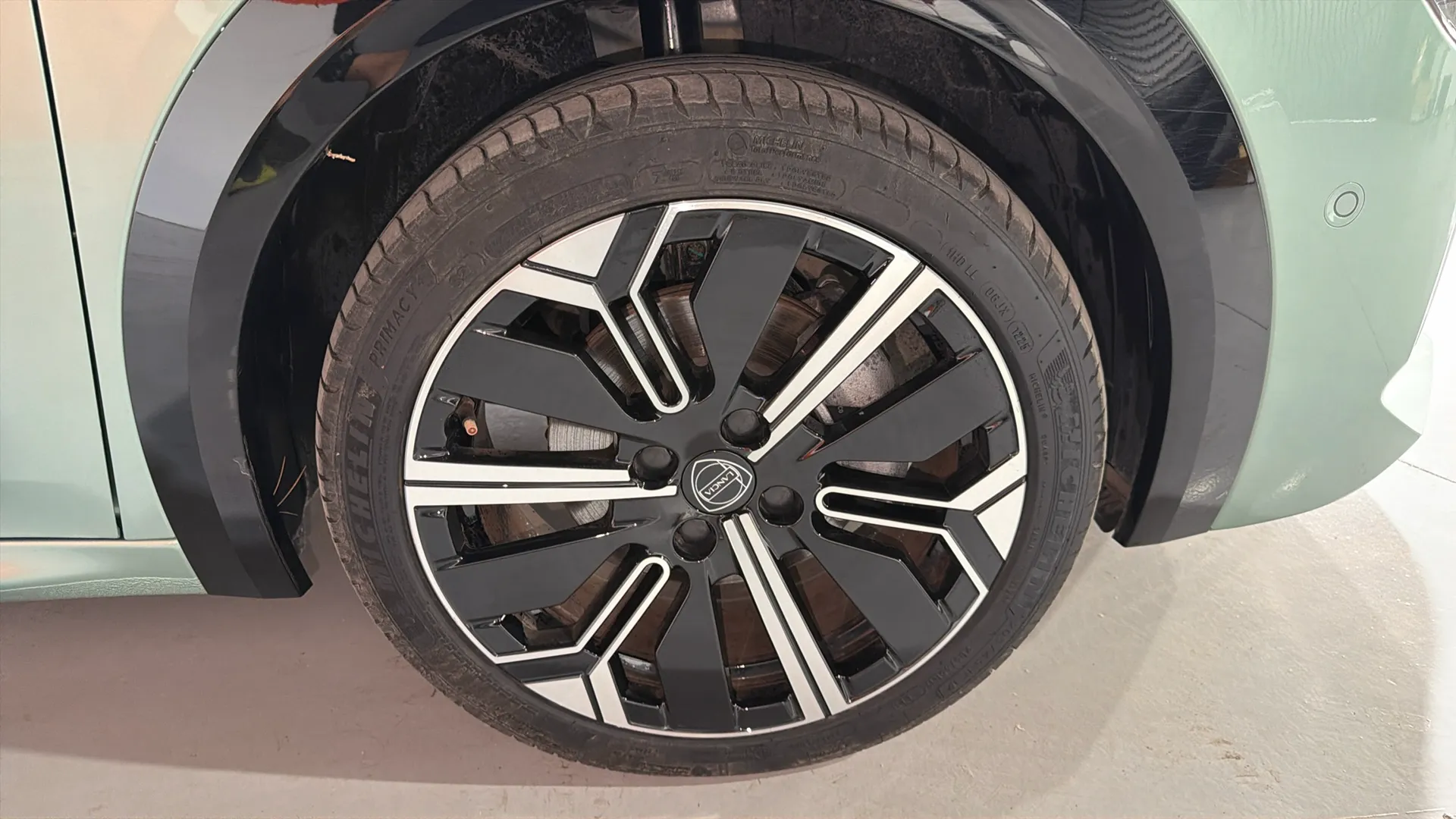 Lancia Ypsilon Hybrid - foto 28