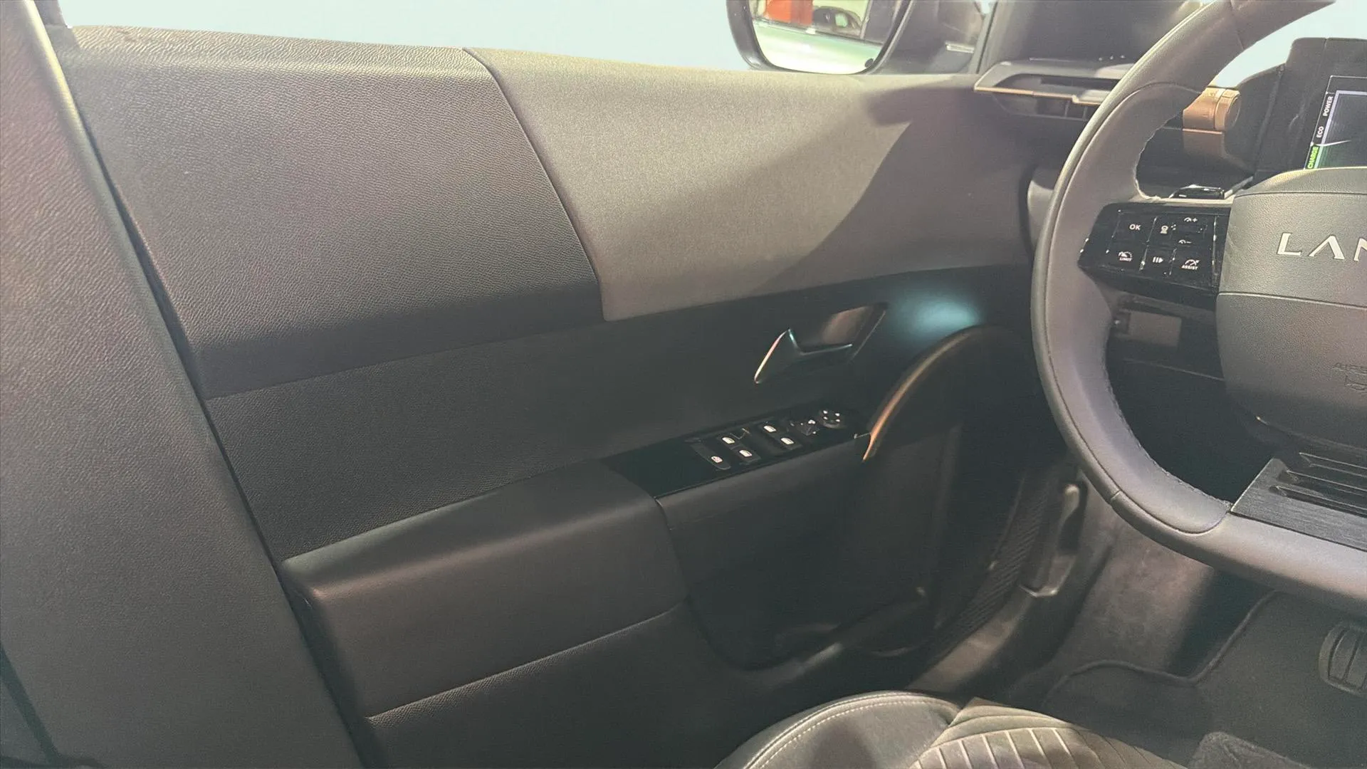 Lancia Ypsilon Hybrid - foto 11