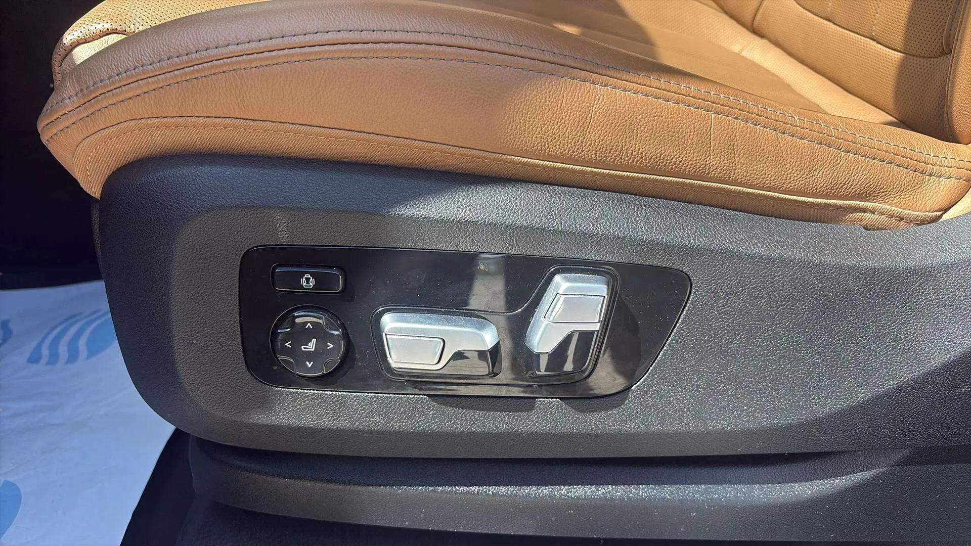 BMW X7 xDrive40d - foto 29