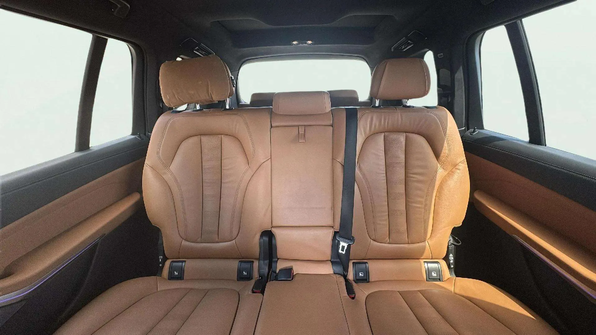 BMW X7 xDrive40d - foto 11