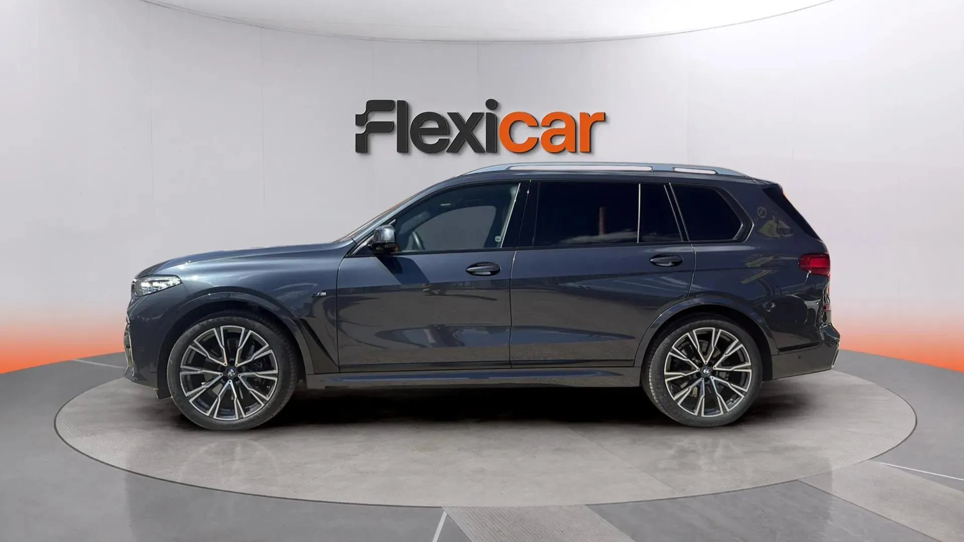 BMW X7 xDrive40d - foto 8