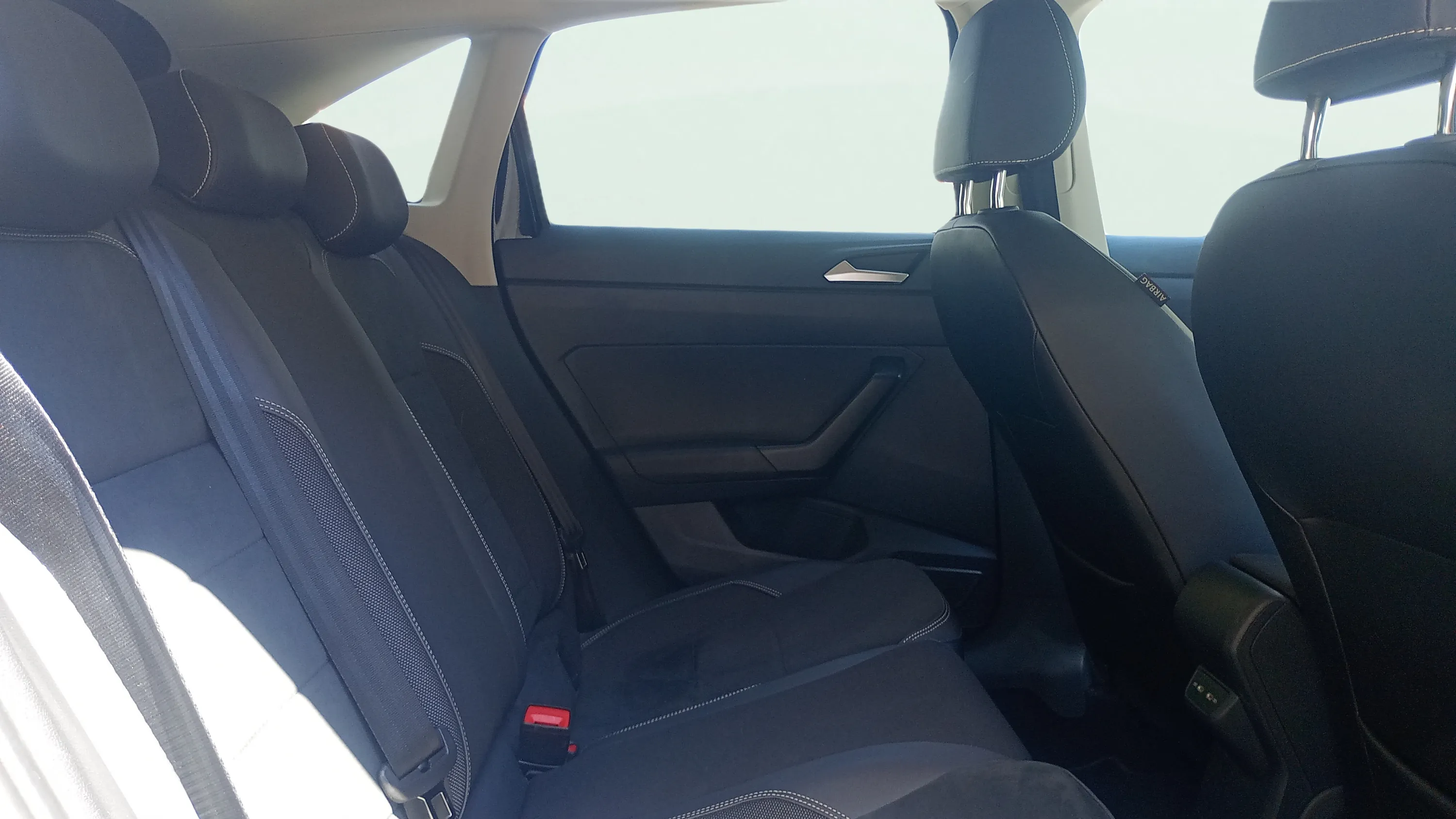 Volkswagen Taigo R-Line 1.5 TSI DSG - foto 15