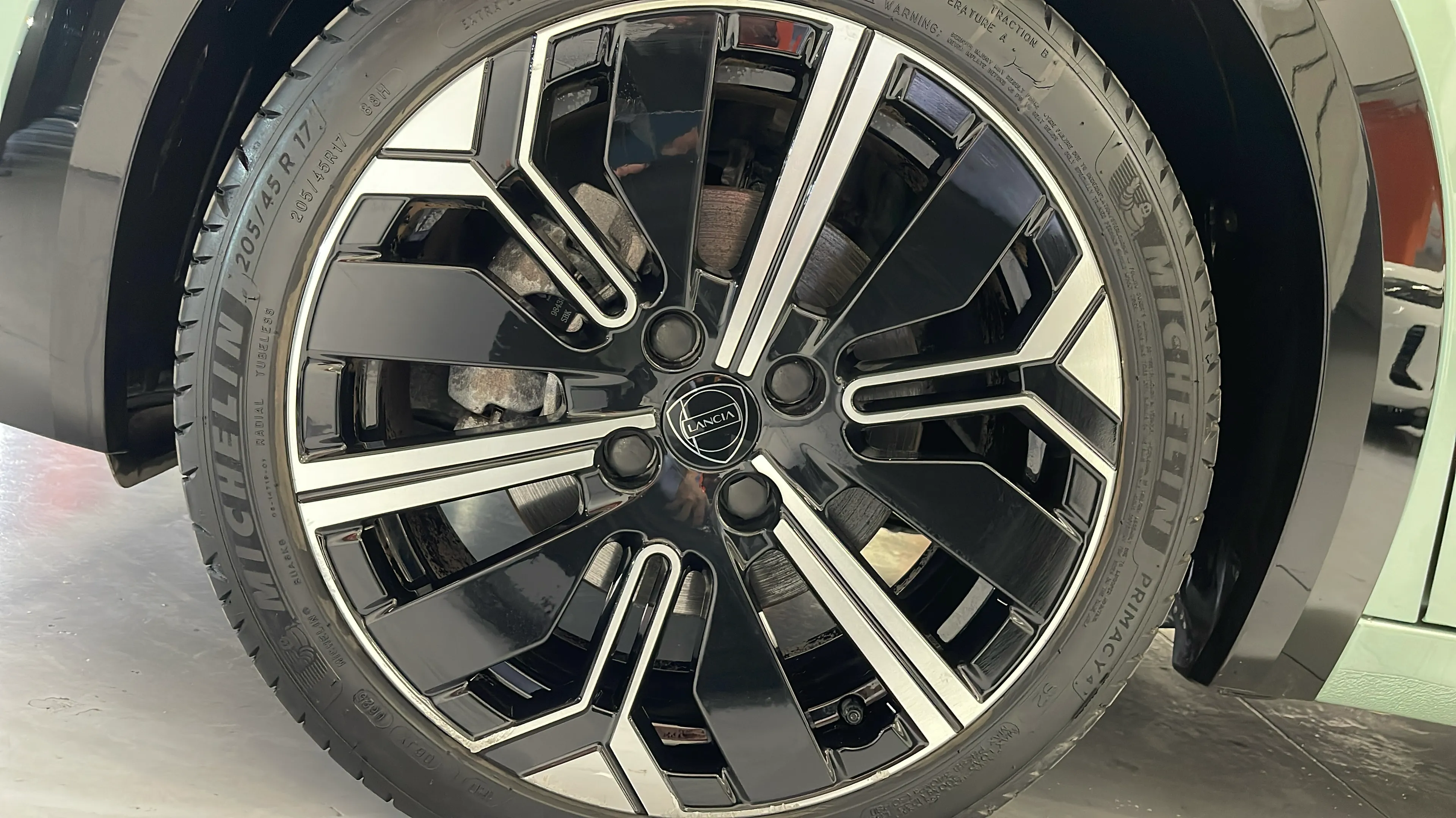 Lancia Ypsilon Hybrid - foto 25