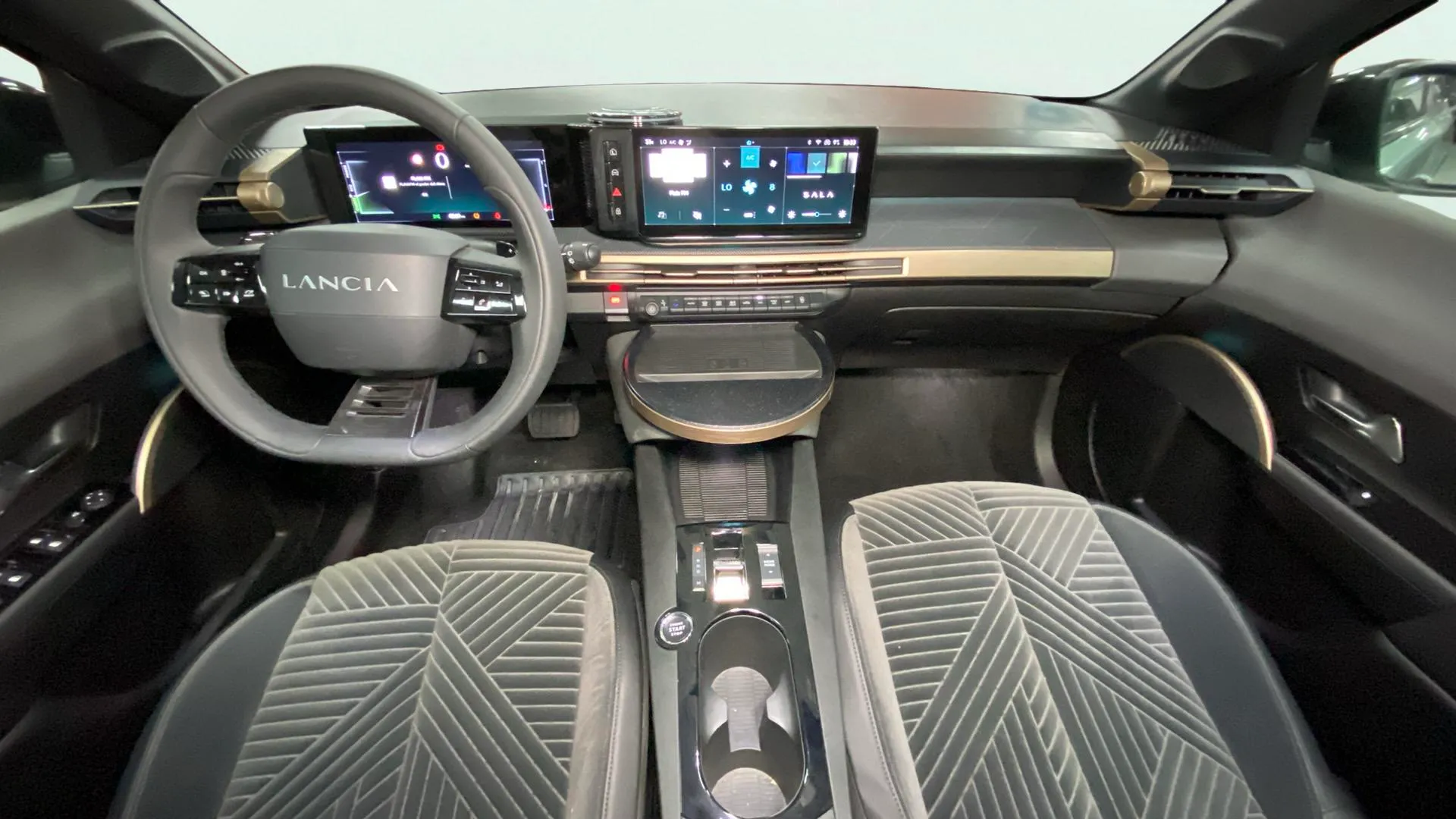 Lancia Ypsilon Hybrid - foto 14