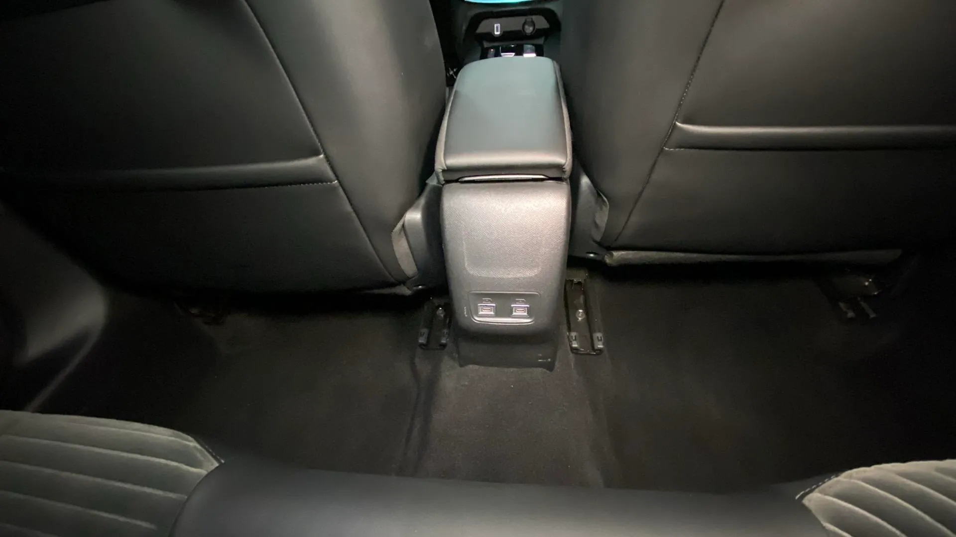 Lancia Ypsilon Hybrid - foto 27