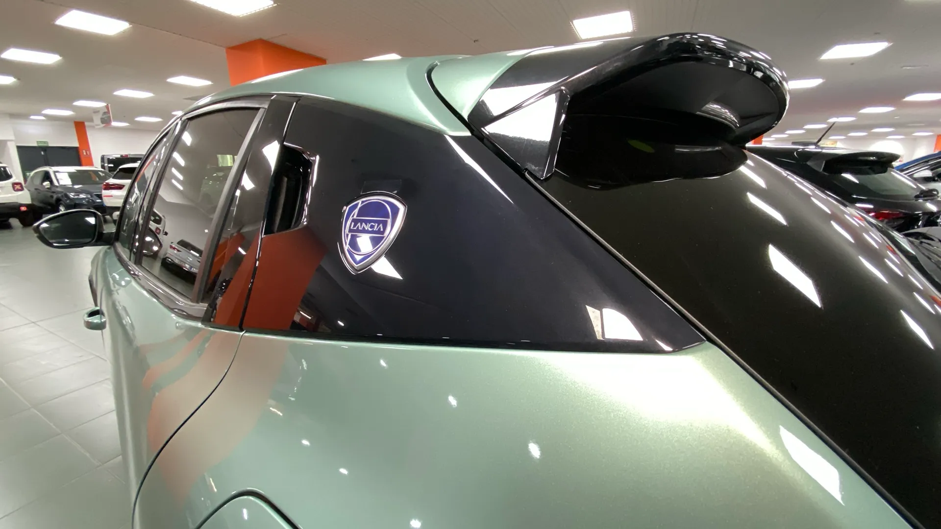 Lancia Ypsilon Hybrid - foto 32