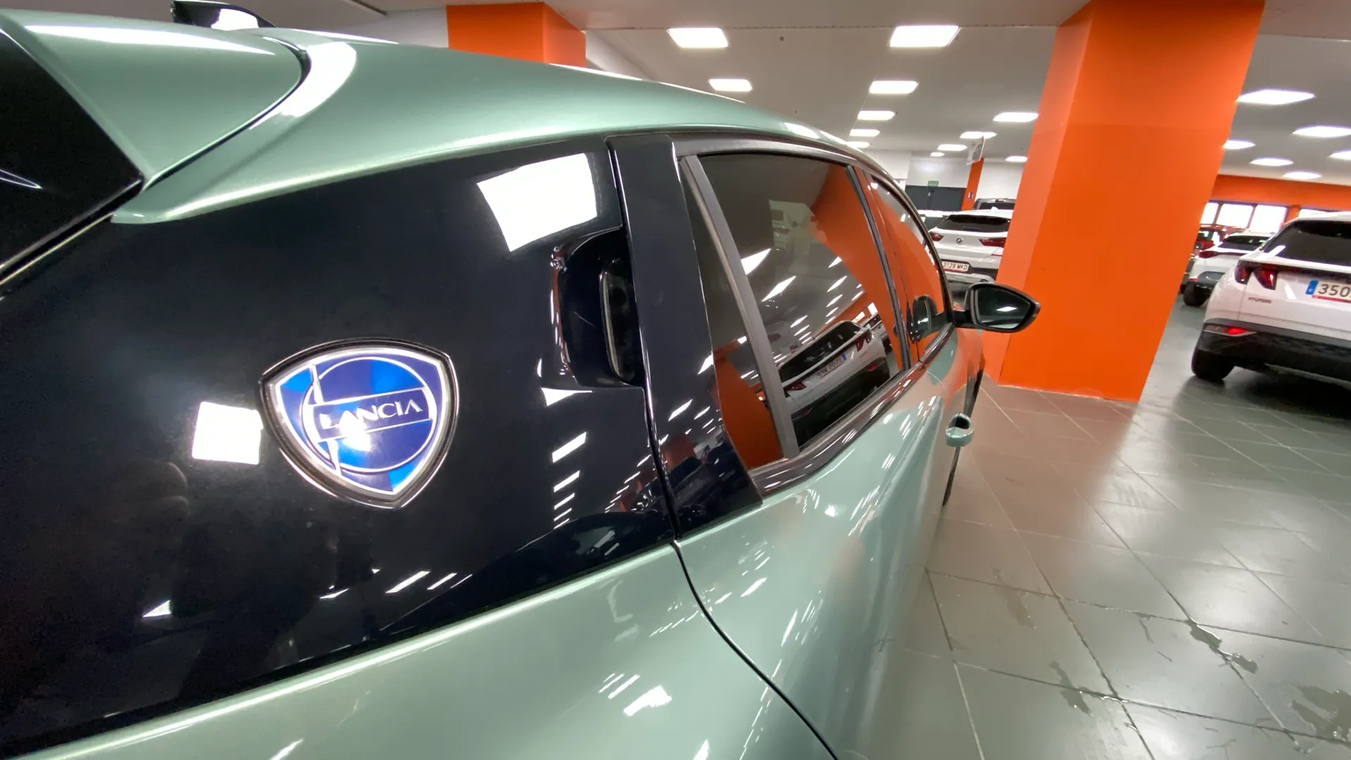 Lancia Ypsilon Hybrid - foto 34
