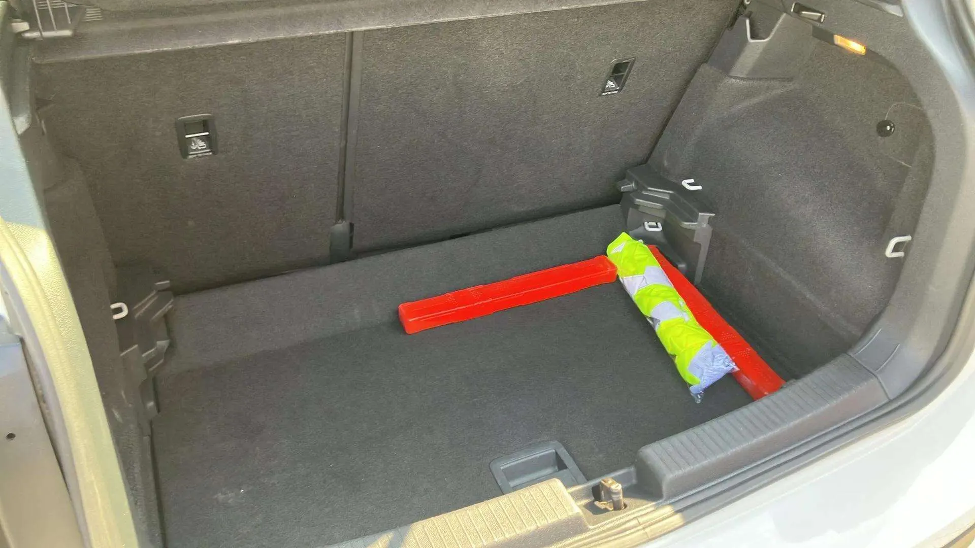 Volkswagen T-Cross Advance 1.0 TSI DSG - foto 8