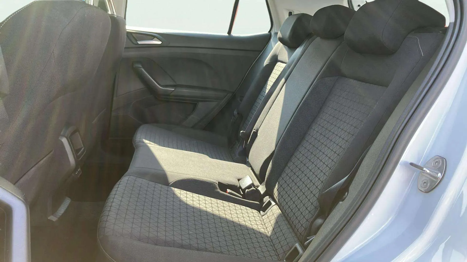 Volkswagen T-Cross Advance 1.0 TSI DSG - foto 16