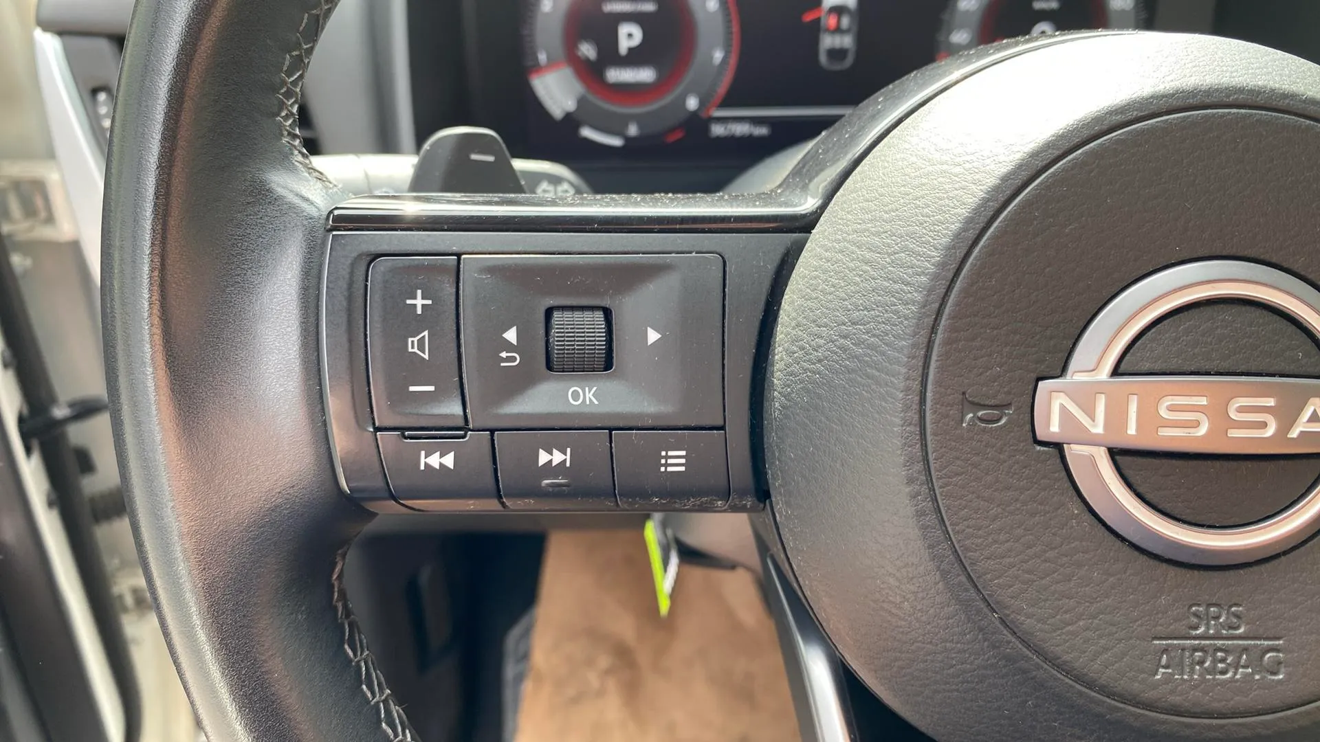 Nissan Qashqai DIG-T Xtronic N-Connecta - foto 17