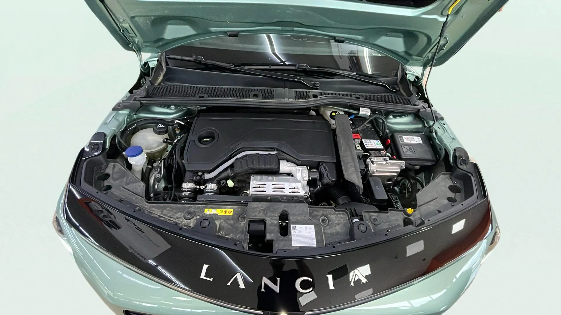Lancia Ypsilon Hybrid - foto 18
