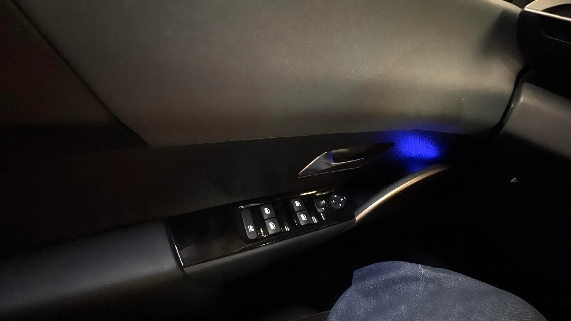 Lancia Ypsilon Hybrid - foto 16