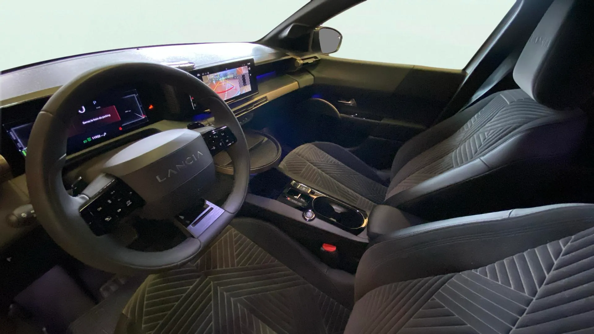 Lancia Ypsilon Hybrid - foto 11