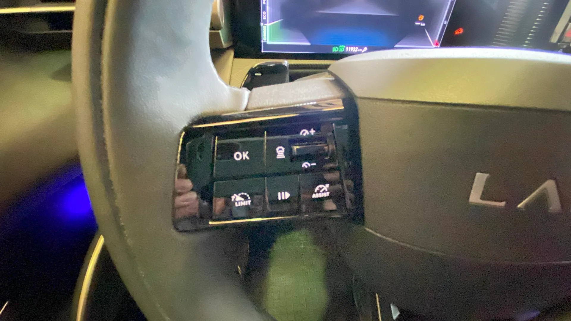 Lancia Ypsilon Hybrid - foto 18