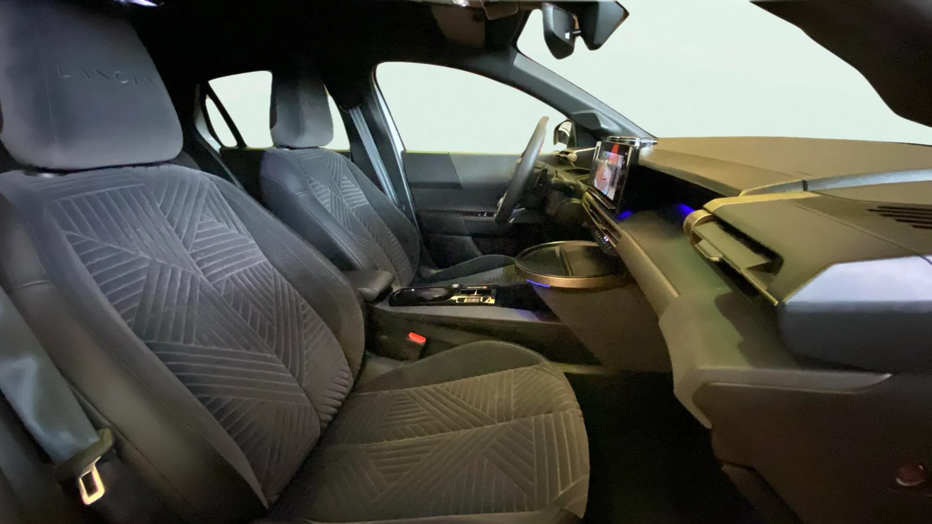 Lancia Ypsilon Hybrid - foto 12