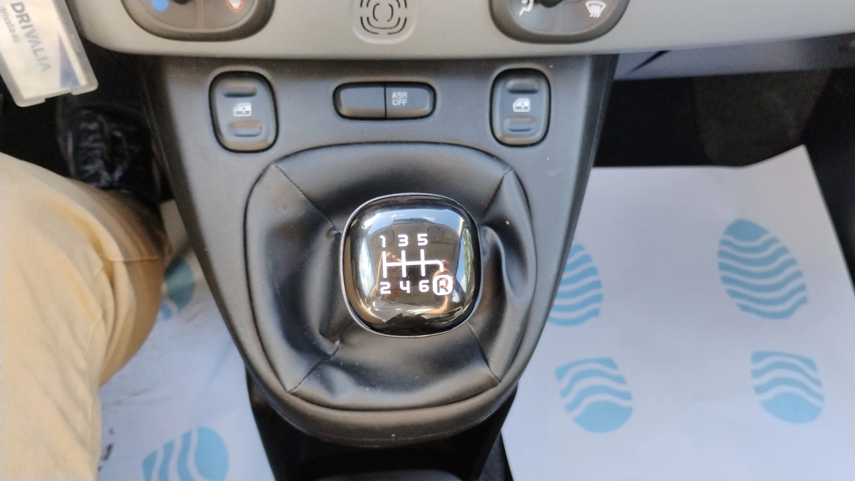 Fiat Panda Cross 1.0 Hybrid - foto 19