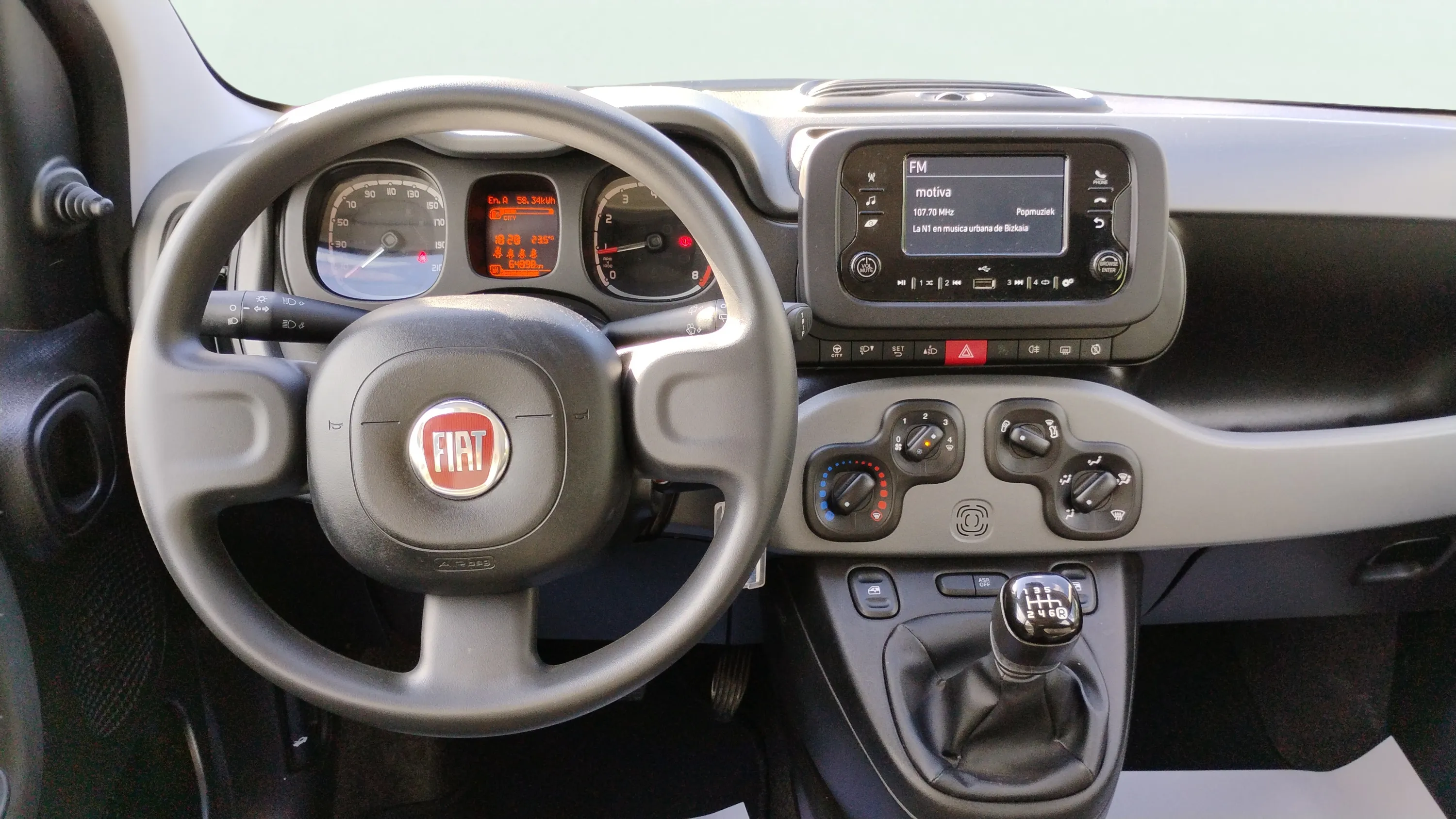 Fiat Panda Cross 1.0 Hybrid - foto 9