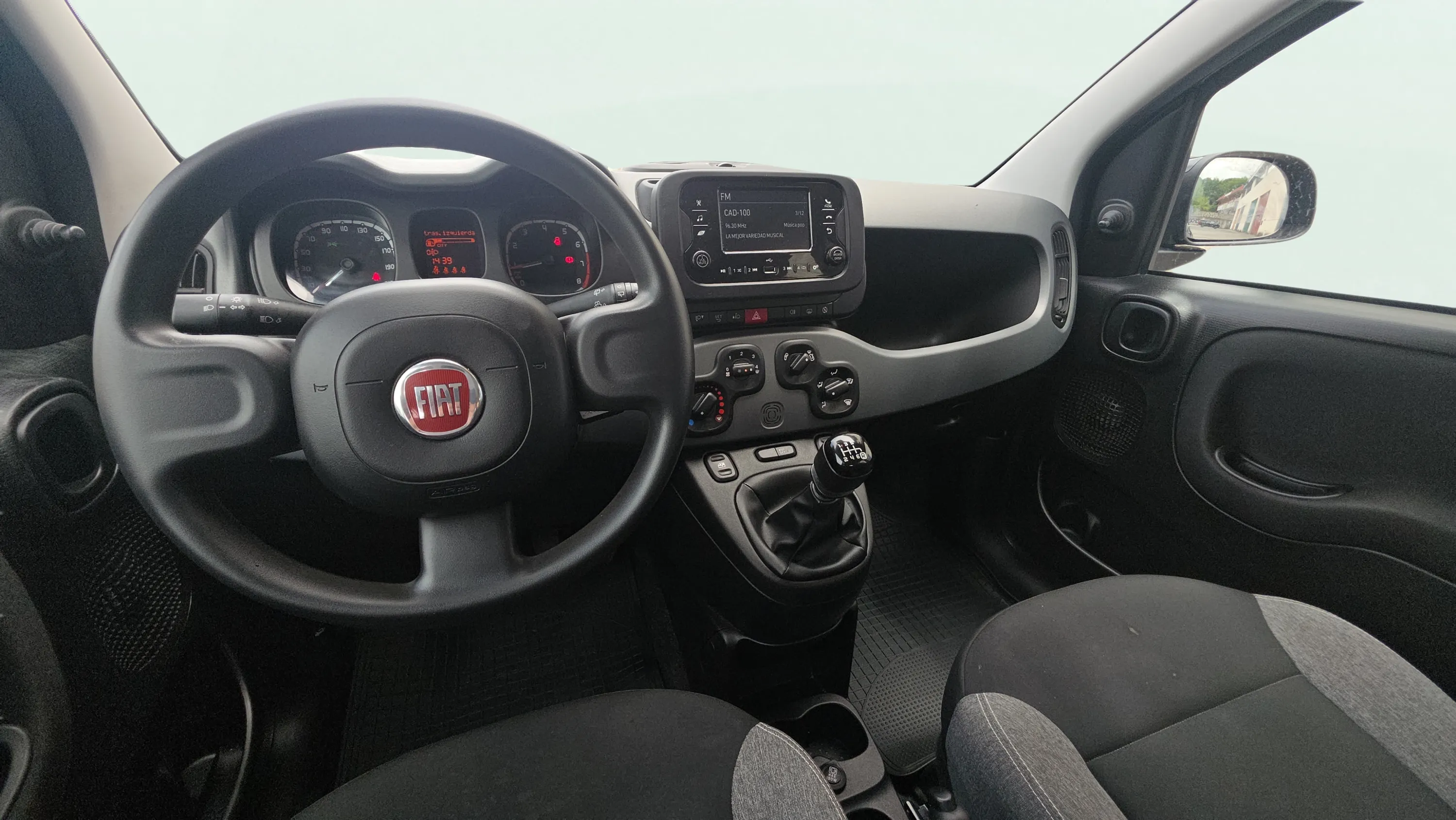 Fiat Panda Cross 1.0 Hybrid - foto 14