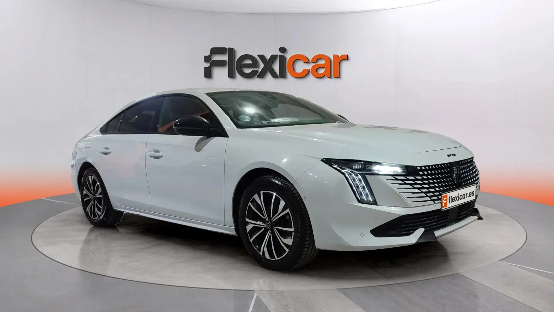 Peugeot 508 Allure PureTech 130 EAT8 - foto 28
