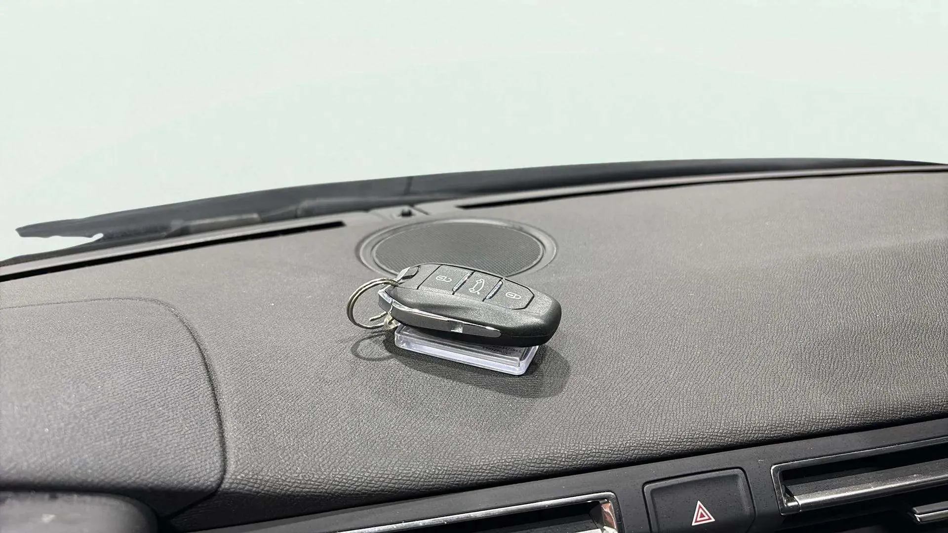 Peugeot 508 Allure PureTech 130 EAT8 - foto 16